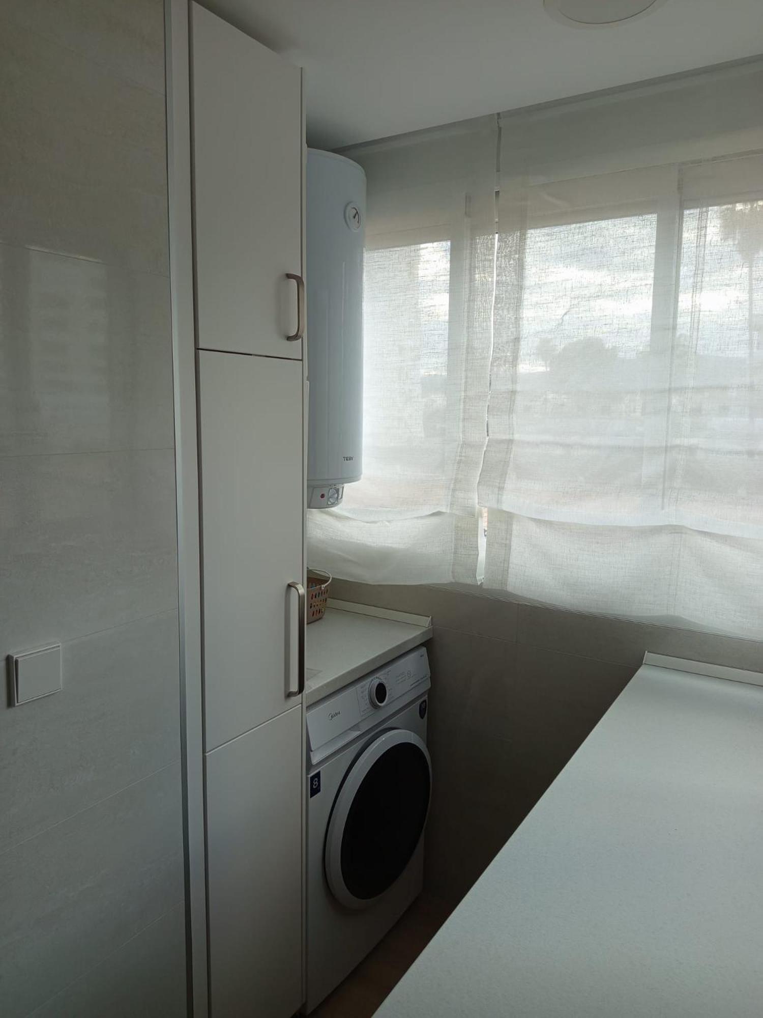 IDEAL FAMILIAS - Apartamento de 3 habitaciones completamente renovado