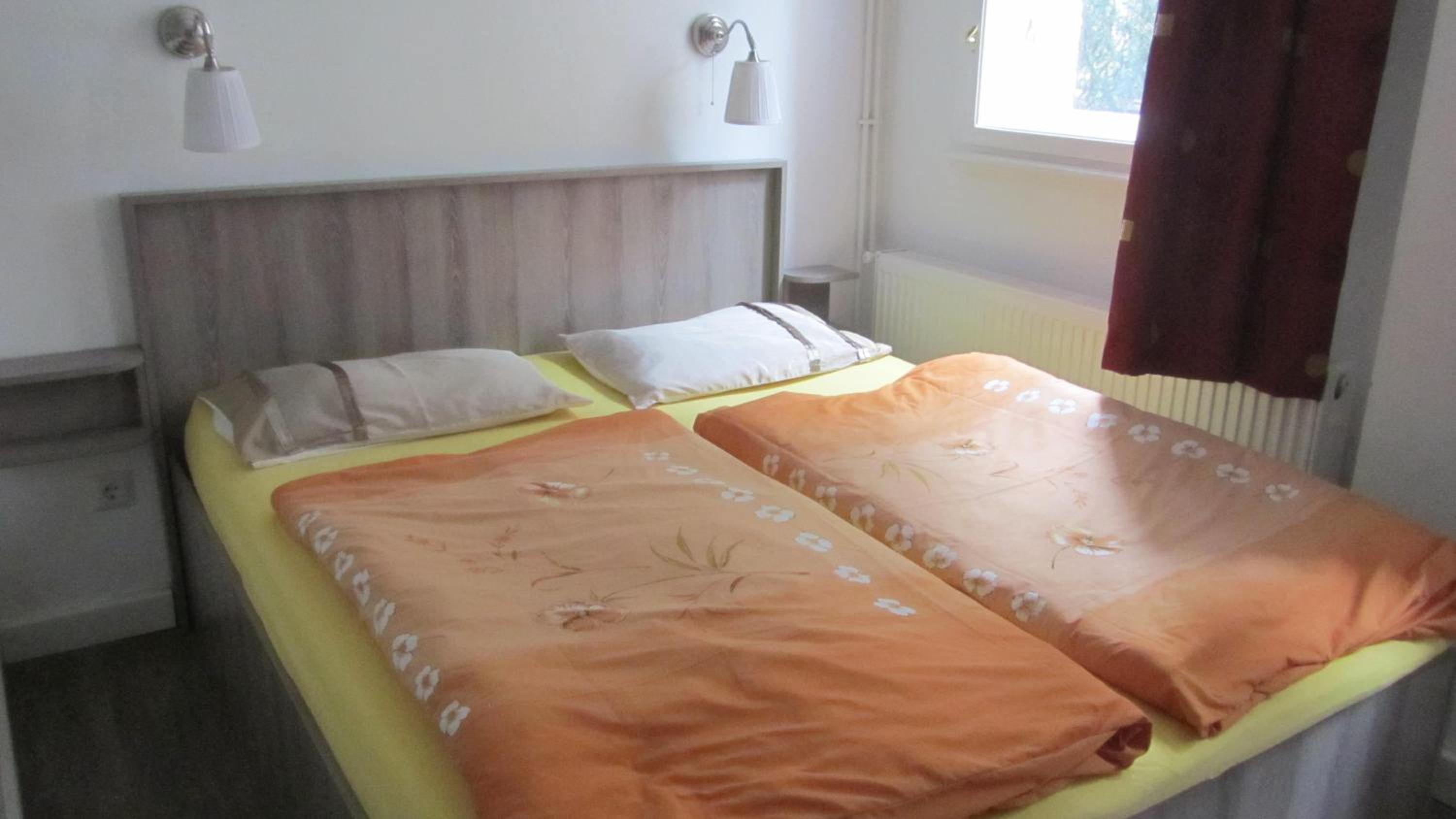 Judy and Sandor Apartmen view 3