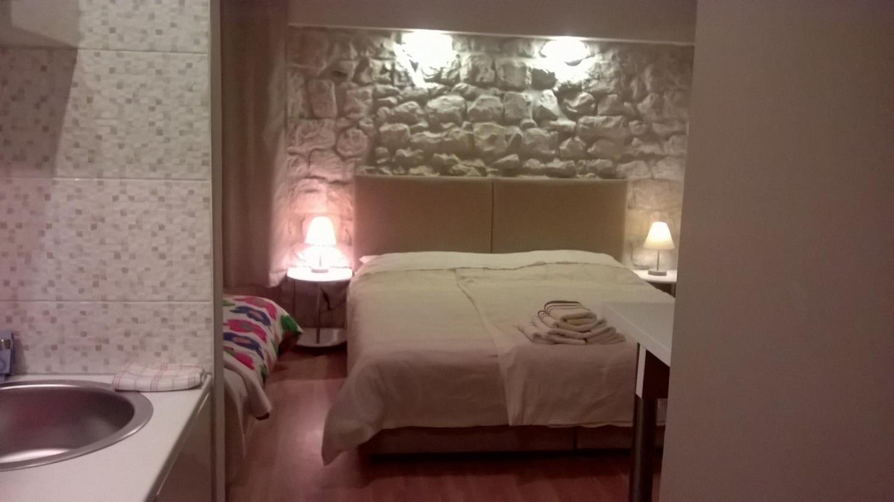 Carol Rooms