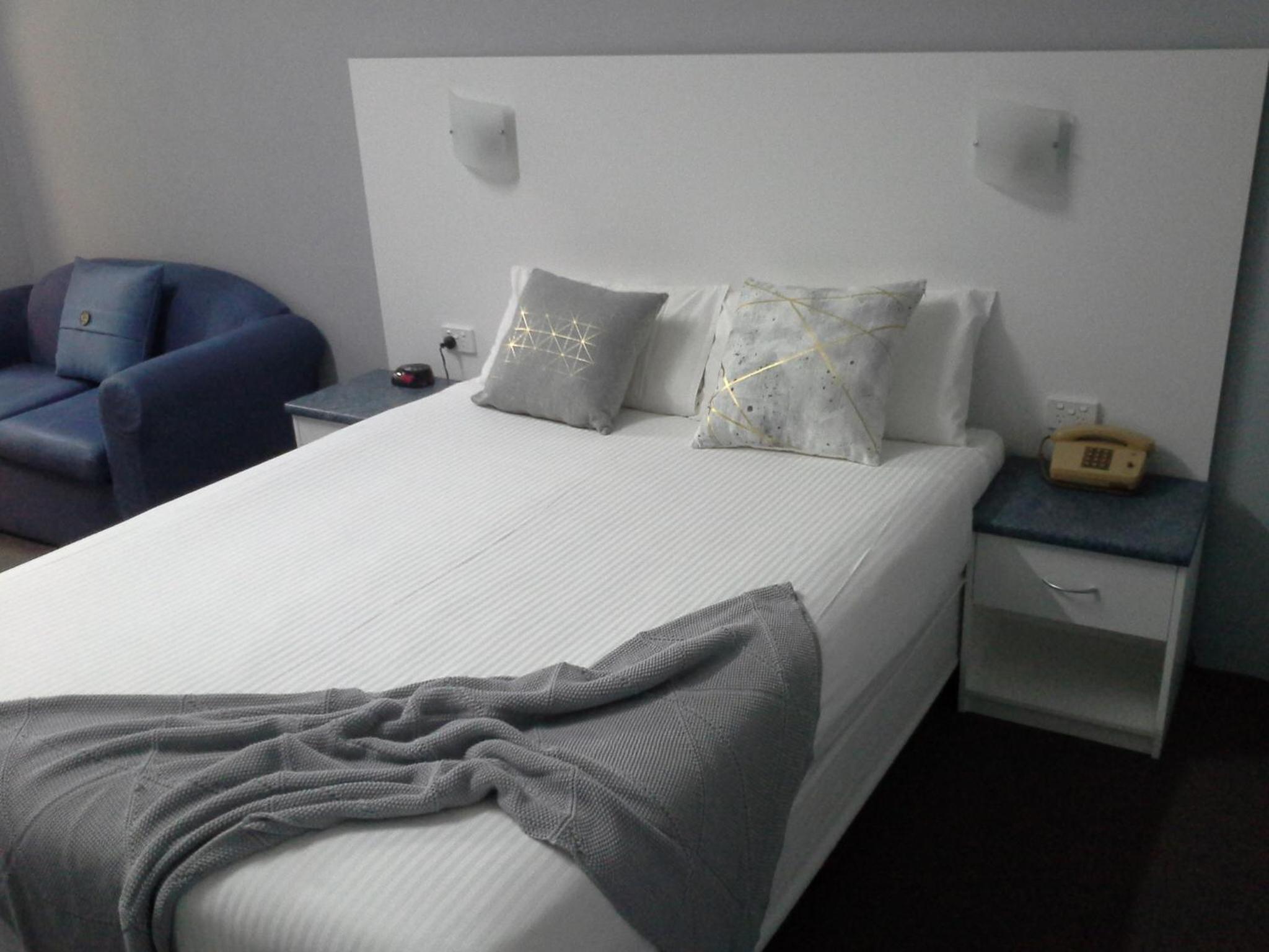 Hideaway Motor Inn