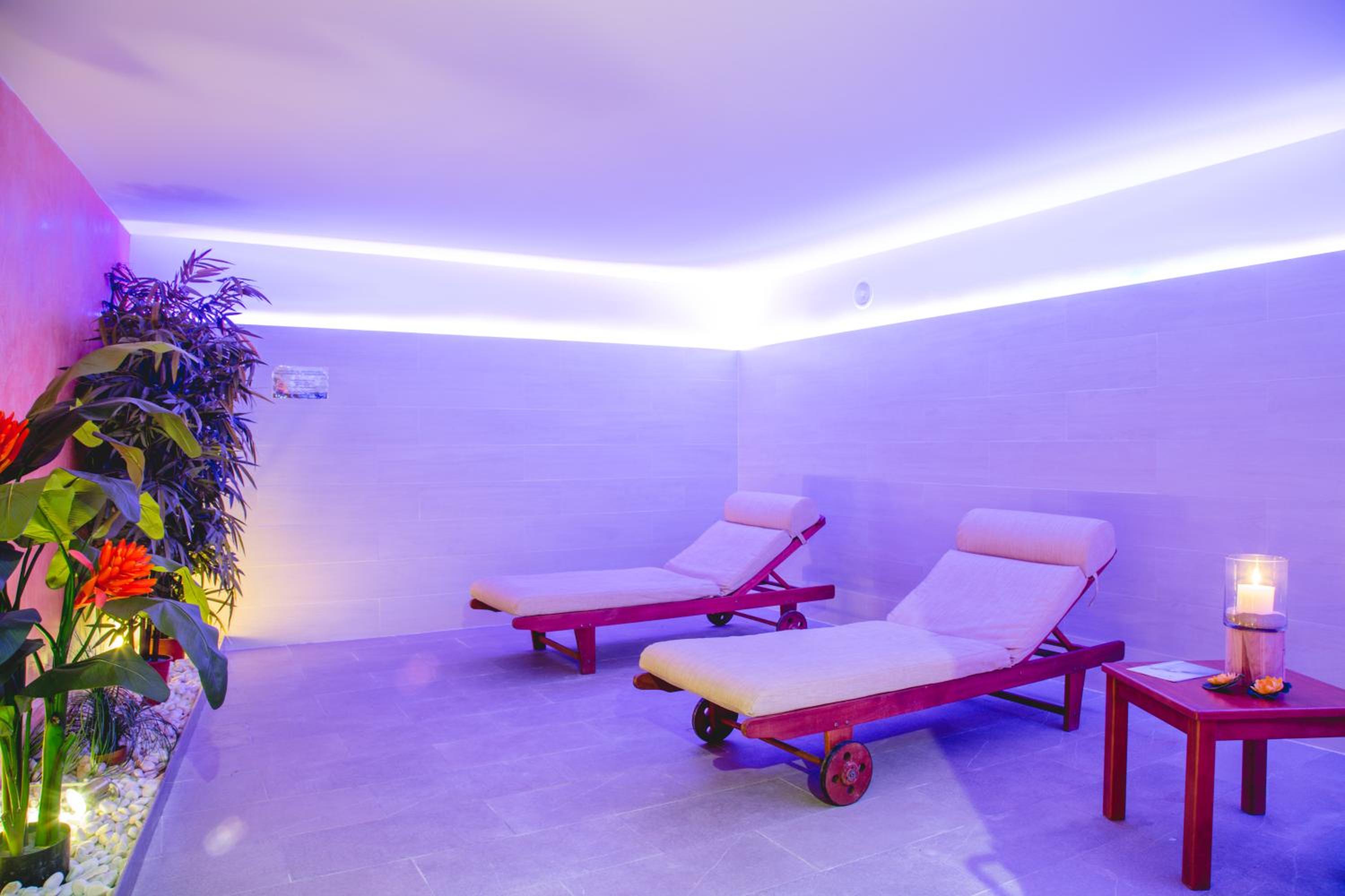Playa de Palma Vacations - Aparthotel Fontanellas Playa - Property Image 34
