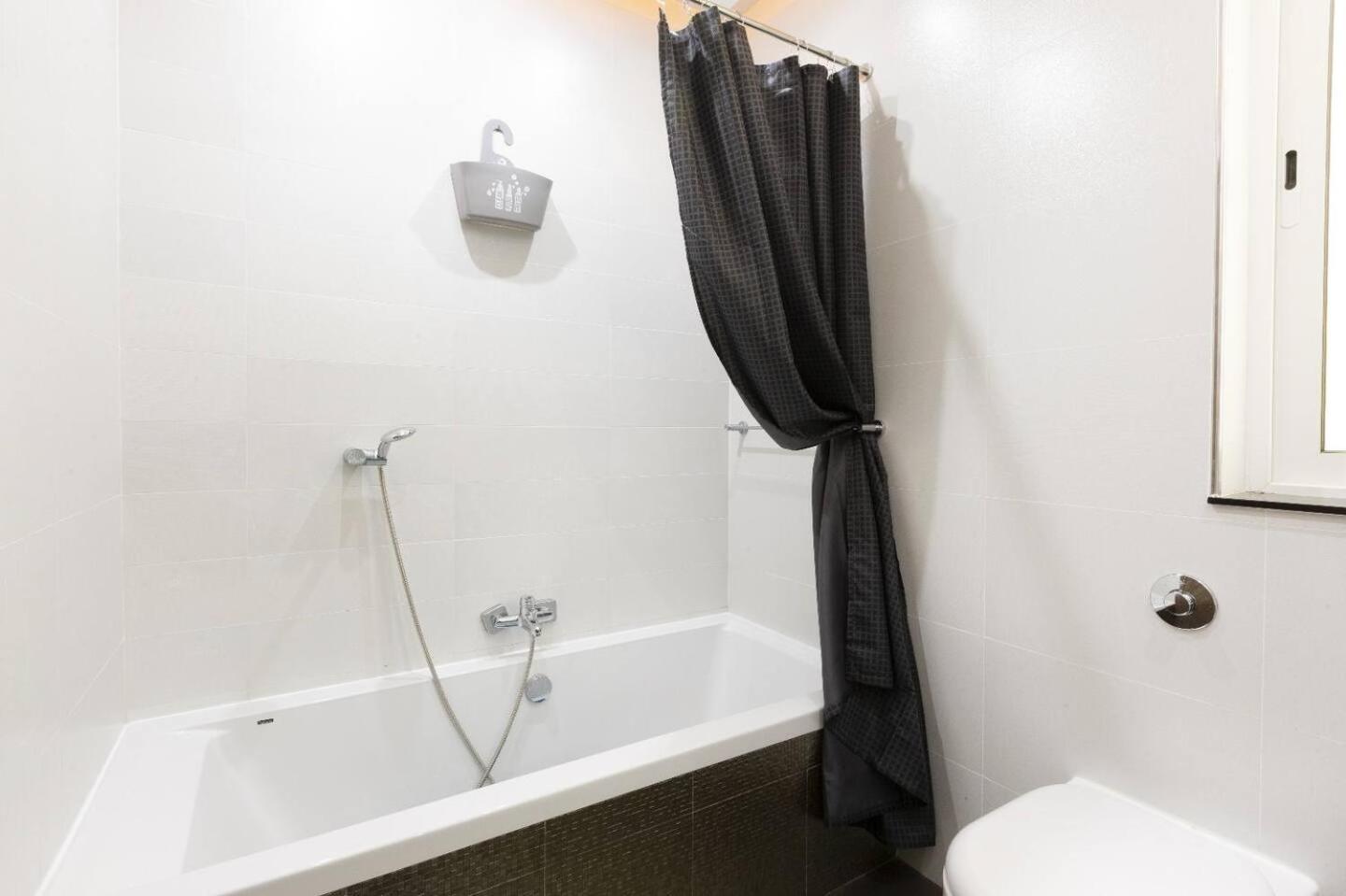 Central family maisonette 3BED by Homely!