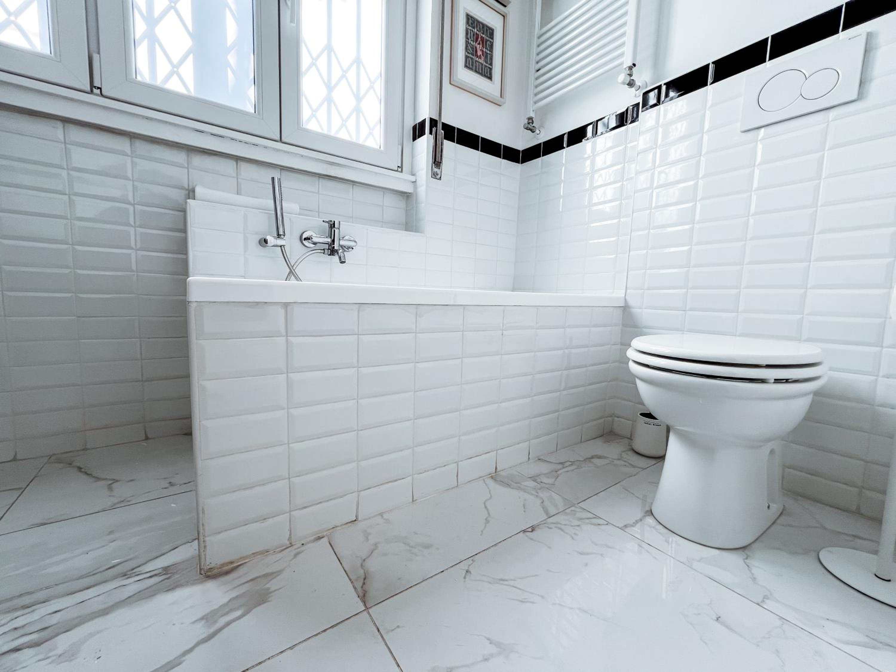 Isola Trendy Retreat - Large Flat, Milan
