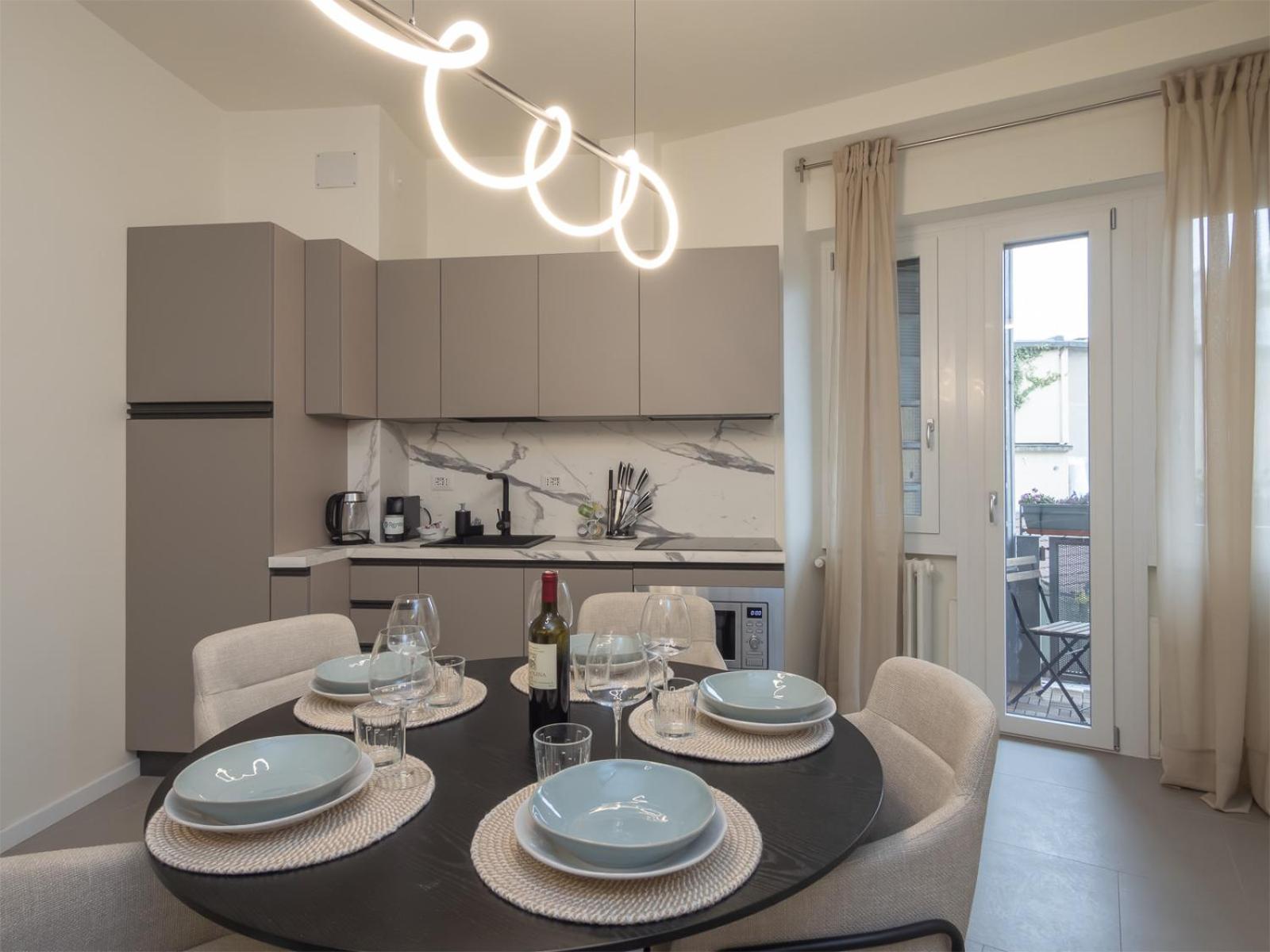 Spacious 2BDR with balcony Arco-Sempione Area, by Rentopolis