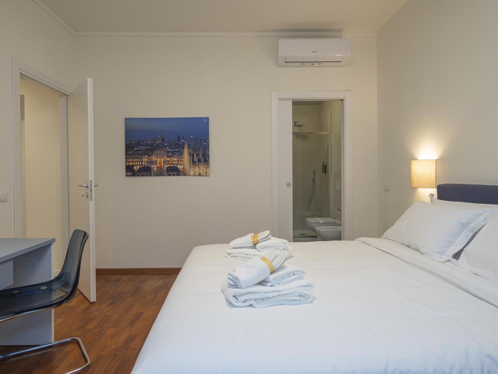 Spacious 2BDR with balcony Arco-Sempione Area, by Rentopolis