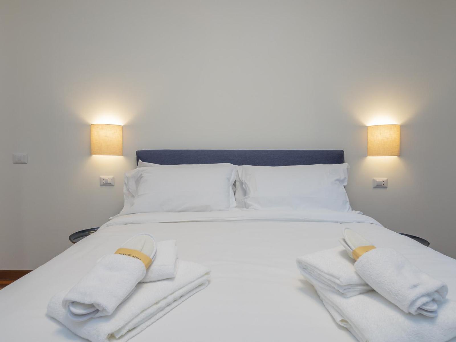 Spacious 2BDR with balcony Arco-Sempione Area, by Rentopolis