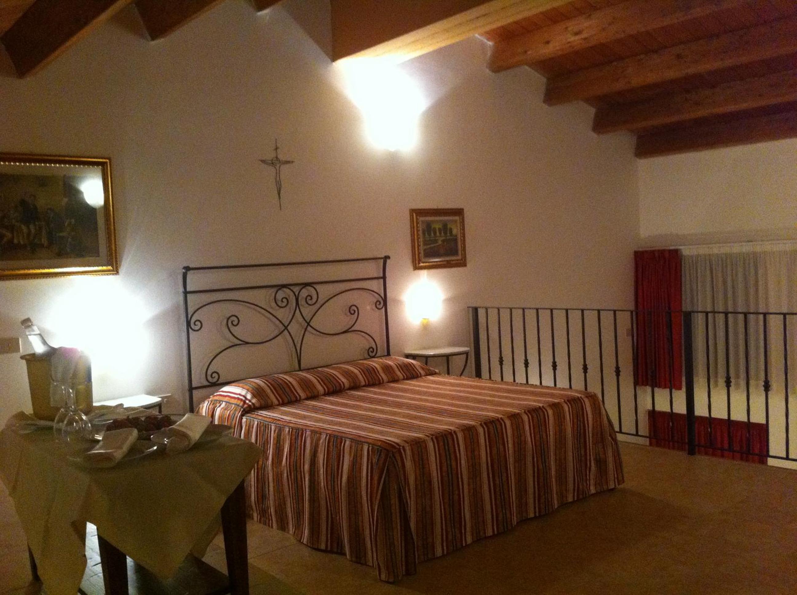 Photo 61