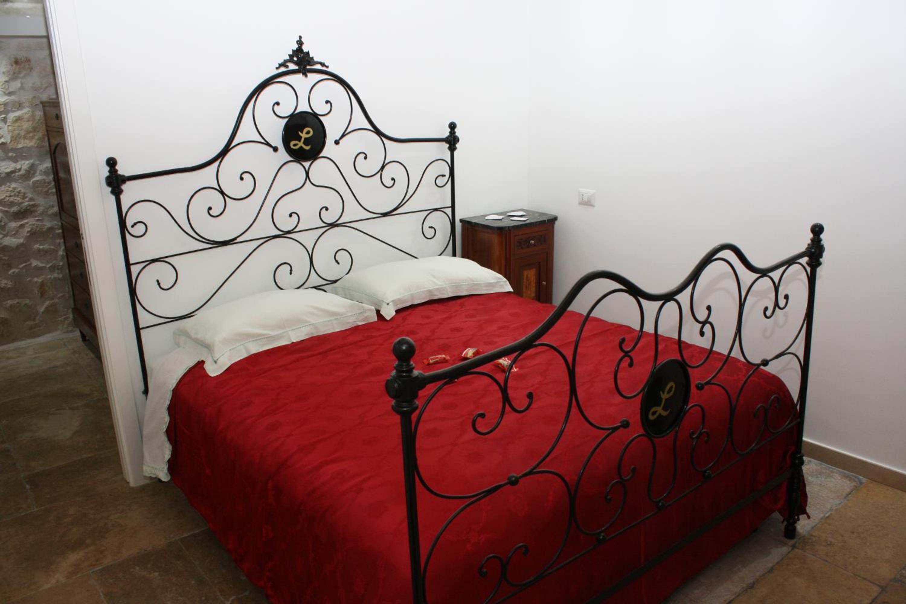 Lilla B&B Luxury Apartments view 5