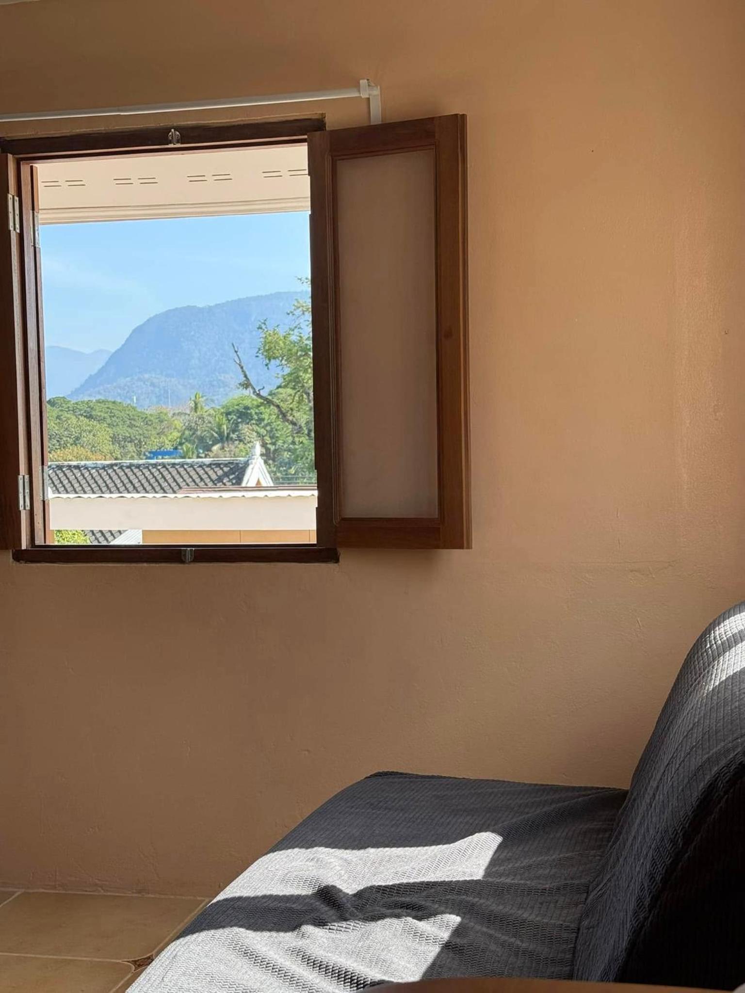 YAIMAII HOME-A tranquil stay in the heart of Luang Prabang