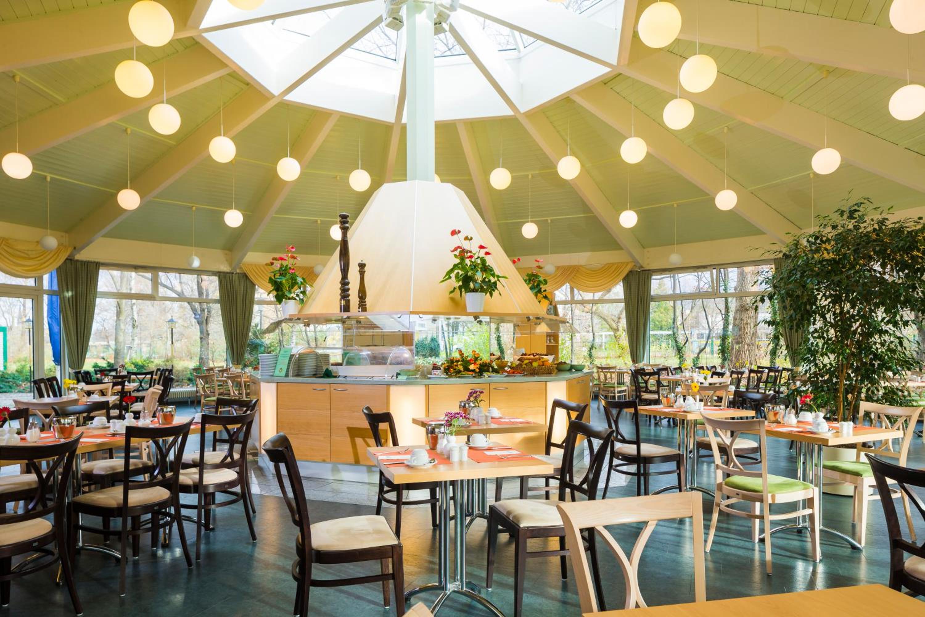 Dresden Vacations - Hotel Am Terrassenufer - Property Image 4