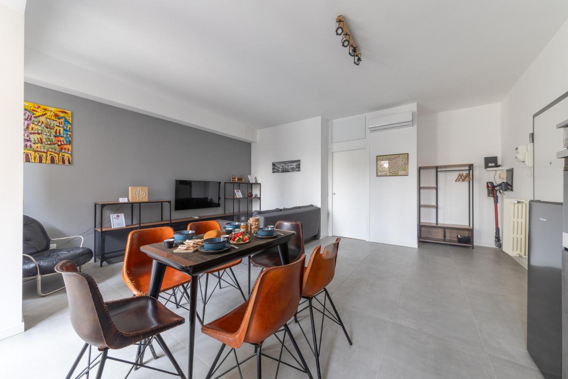 Modern and Comfortable Apartment in Cenisio Area
