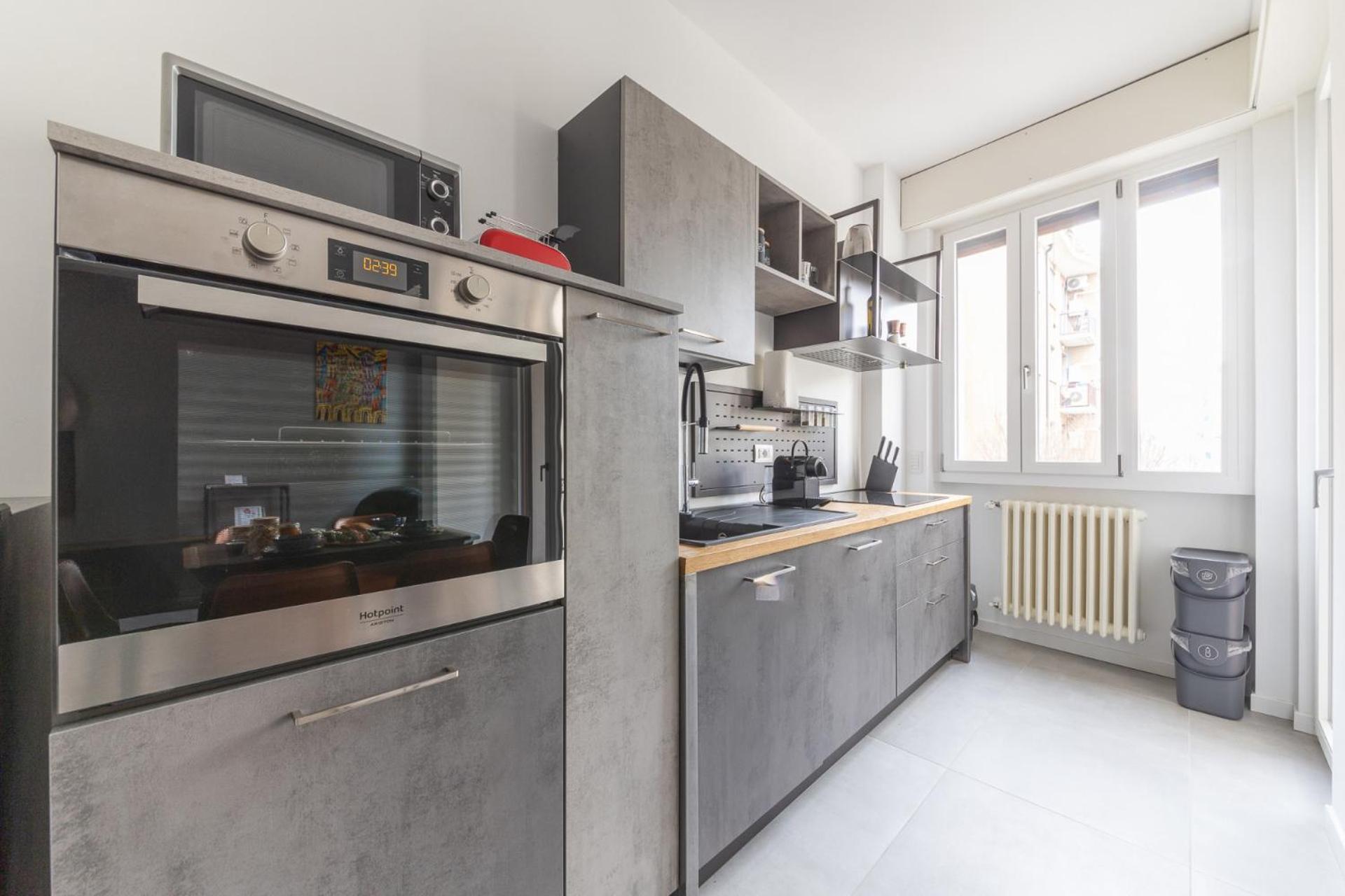 Modern and Comfortable Apartment in Cenisio Area