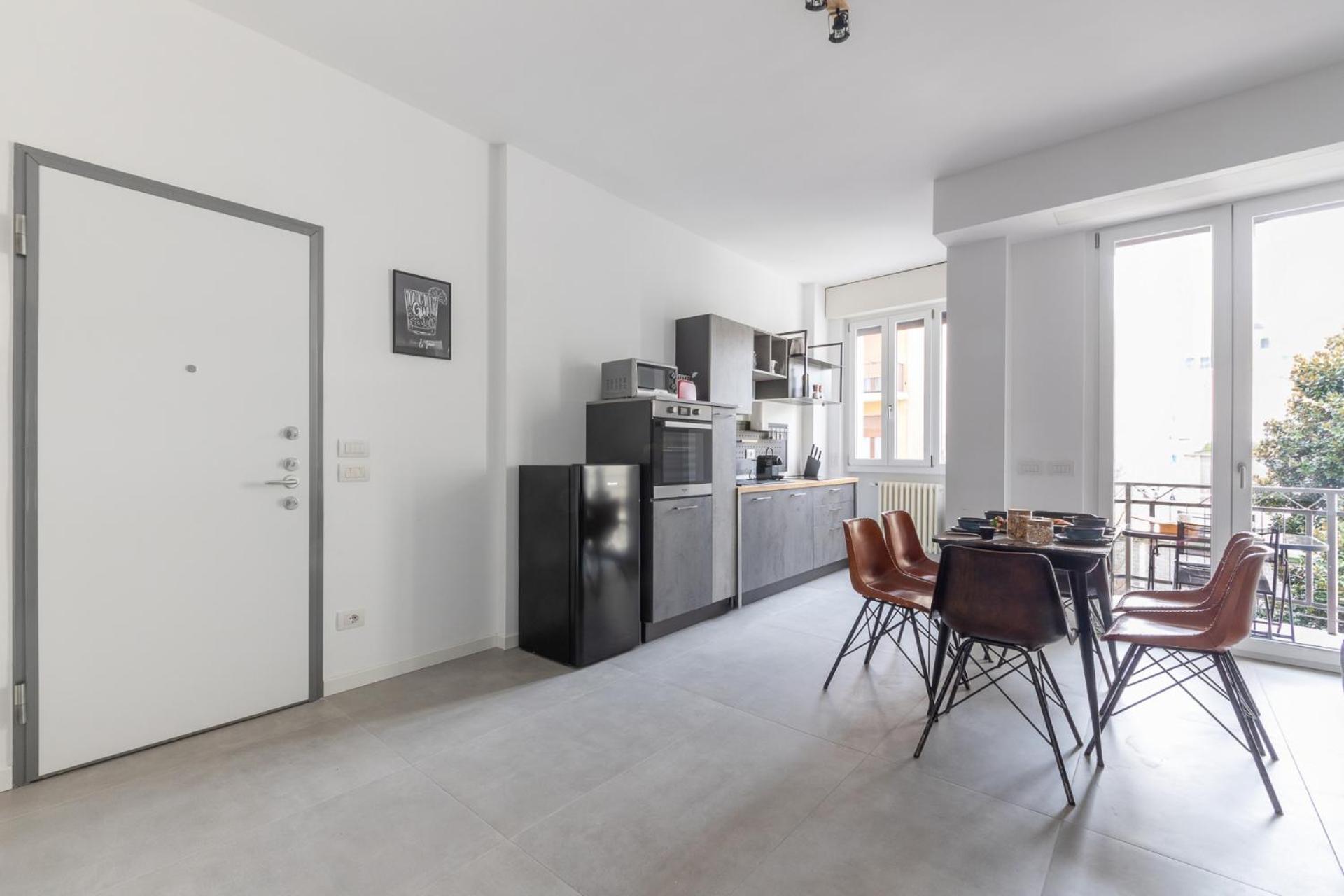 Modern and Comfortable Apartment in Cenisio Area