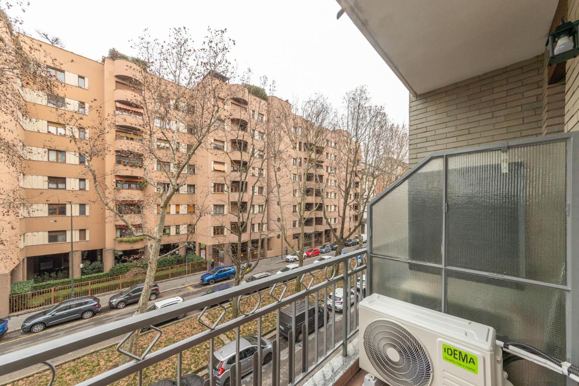 Modern and Comfortable Apartment in Cenisio Area