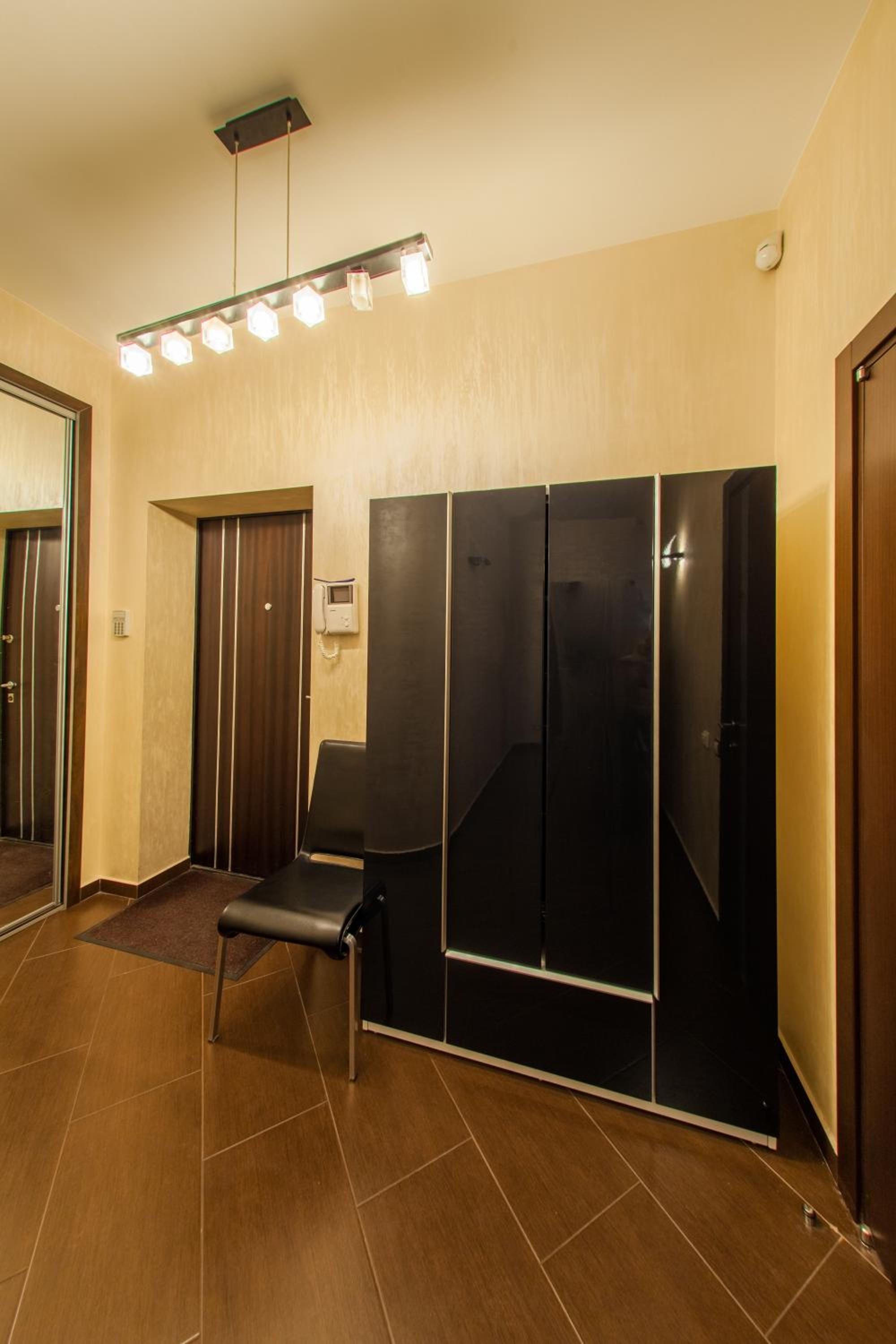 Botanic Towers опалення та світло цілодобово