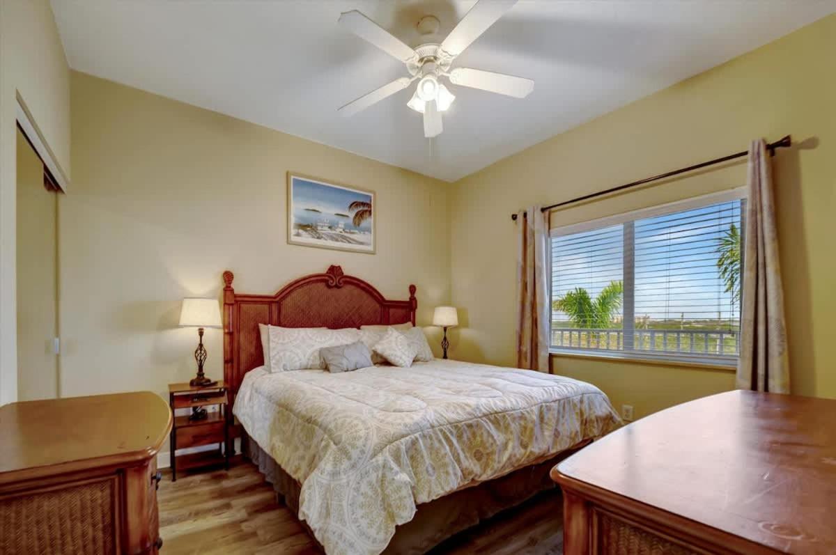 Sunlit Bayview Suite Balcony Pool & Hot Tub