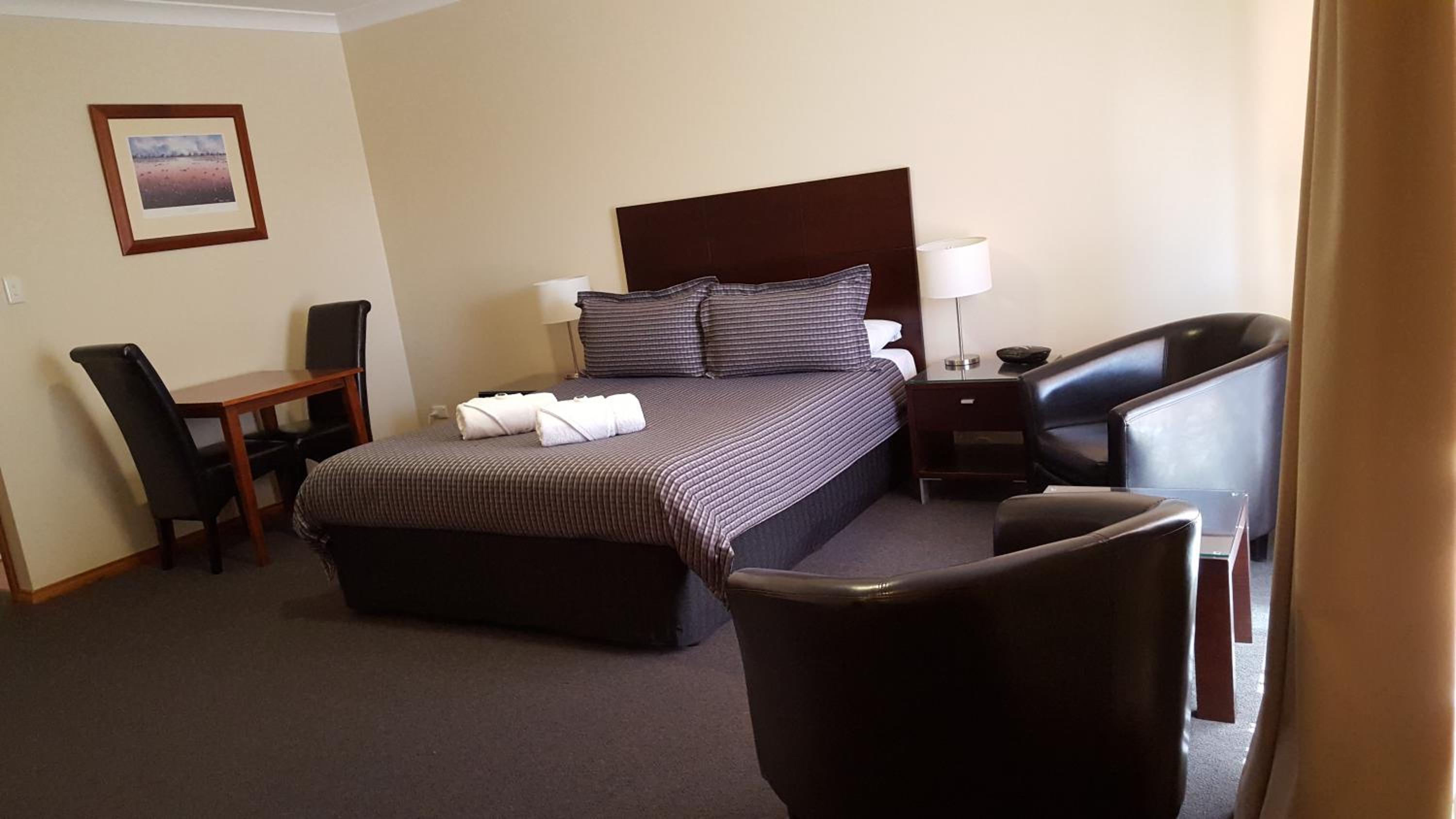 Gateway Motor Inn