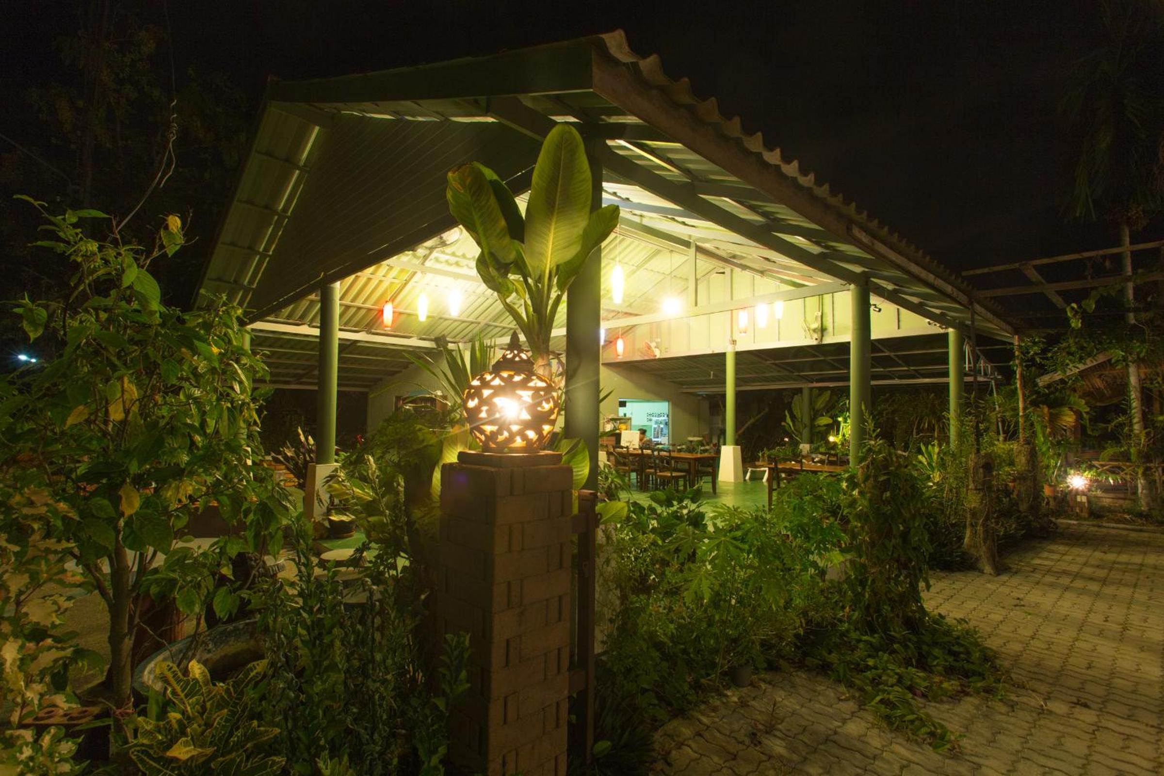 Ladda Resort