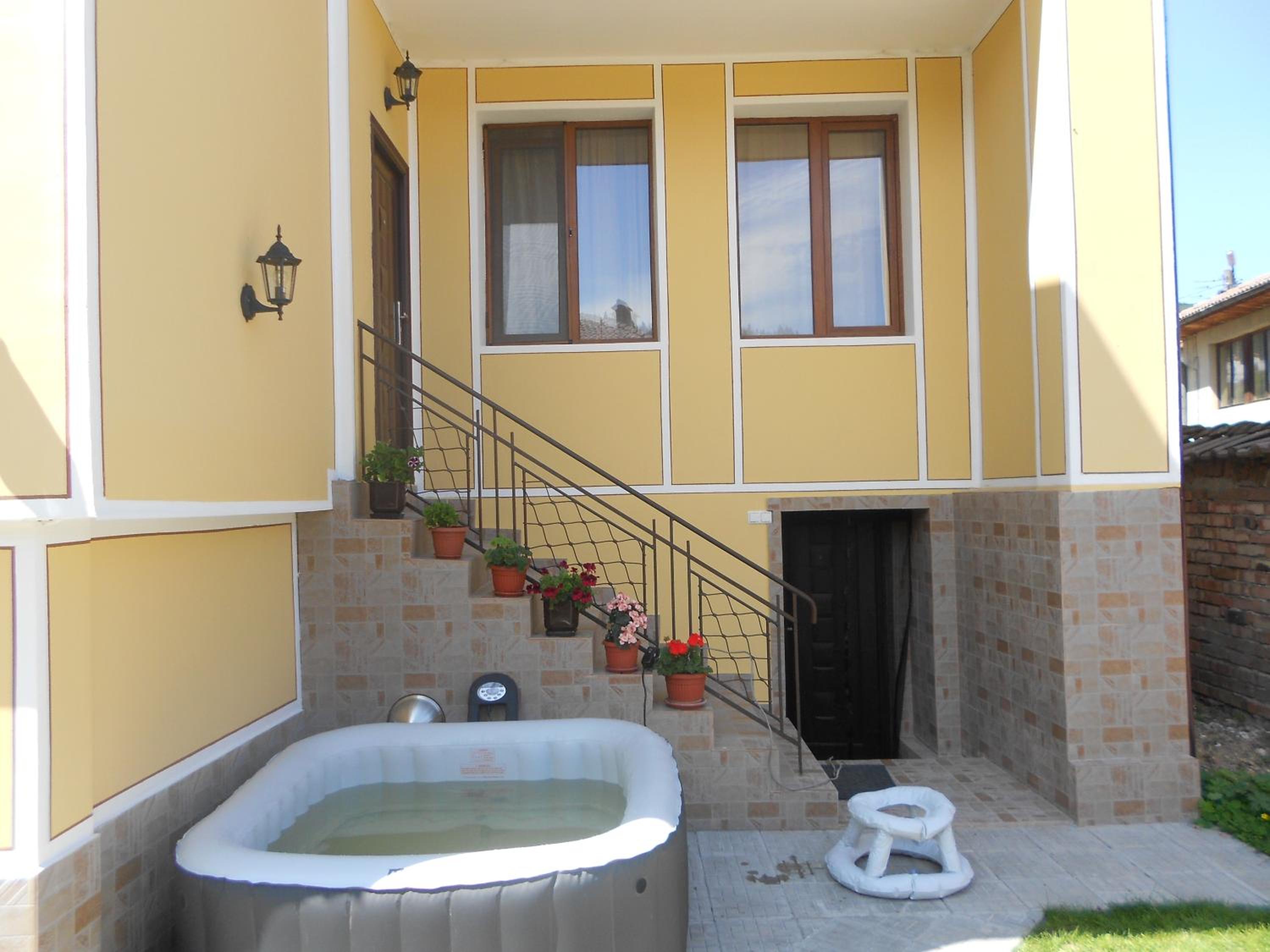 Guest House Tsenovi