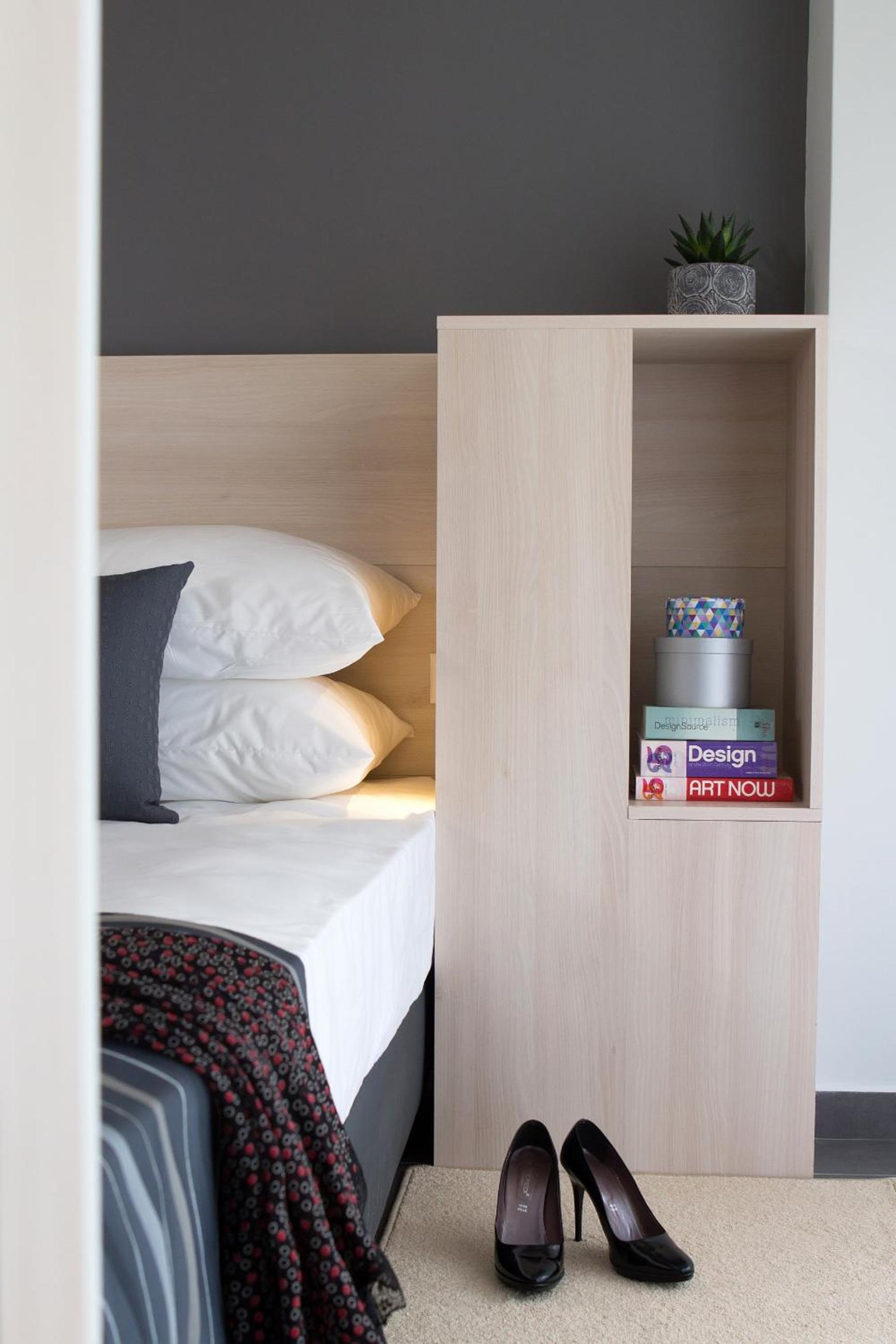 Polis Apartments