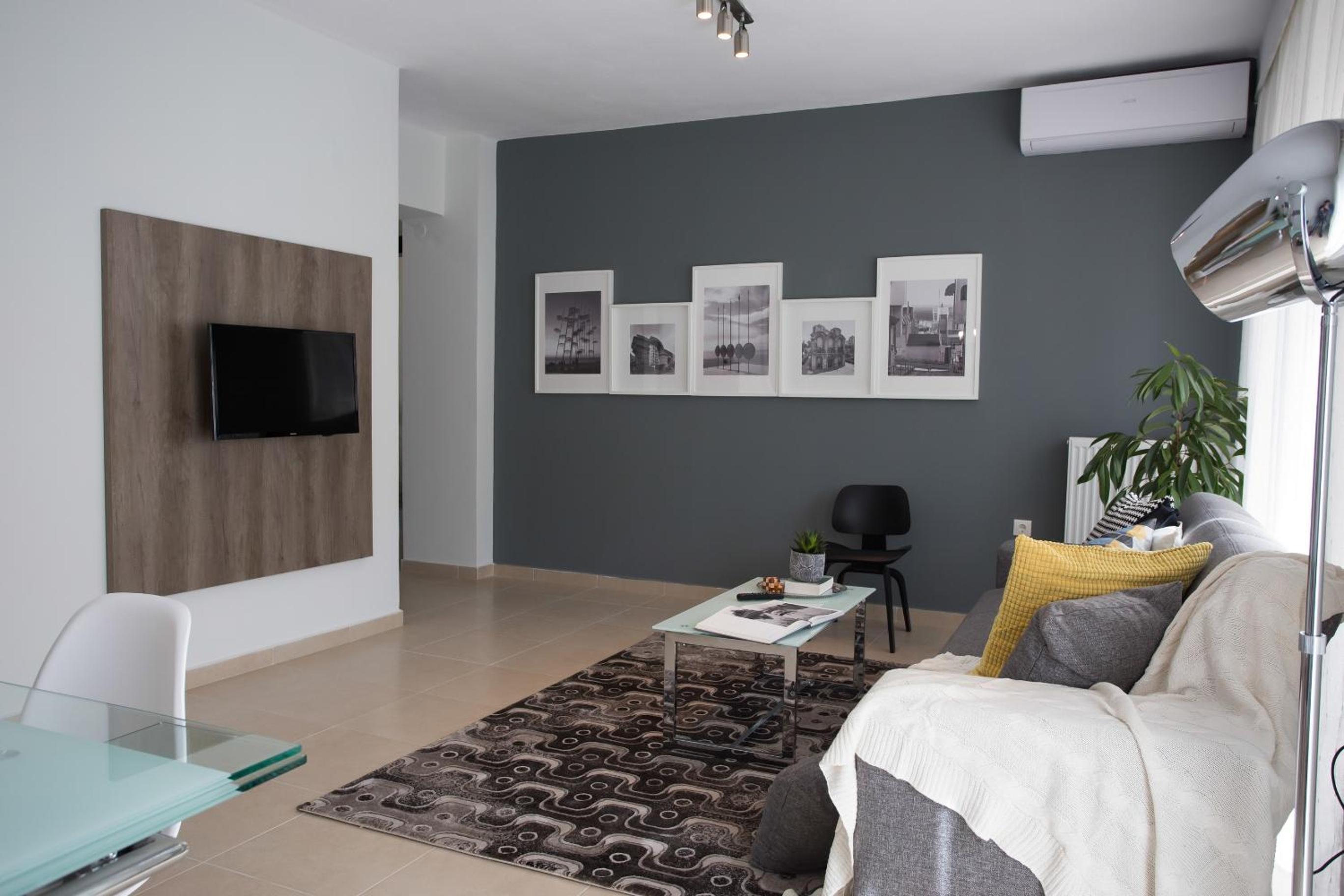 Polis Apartments