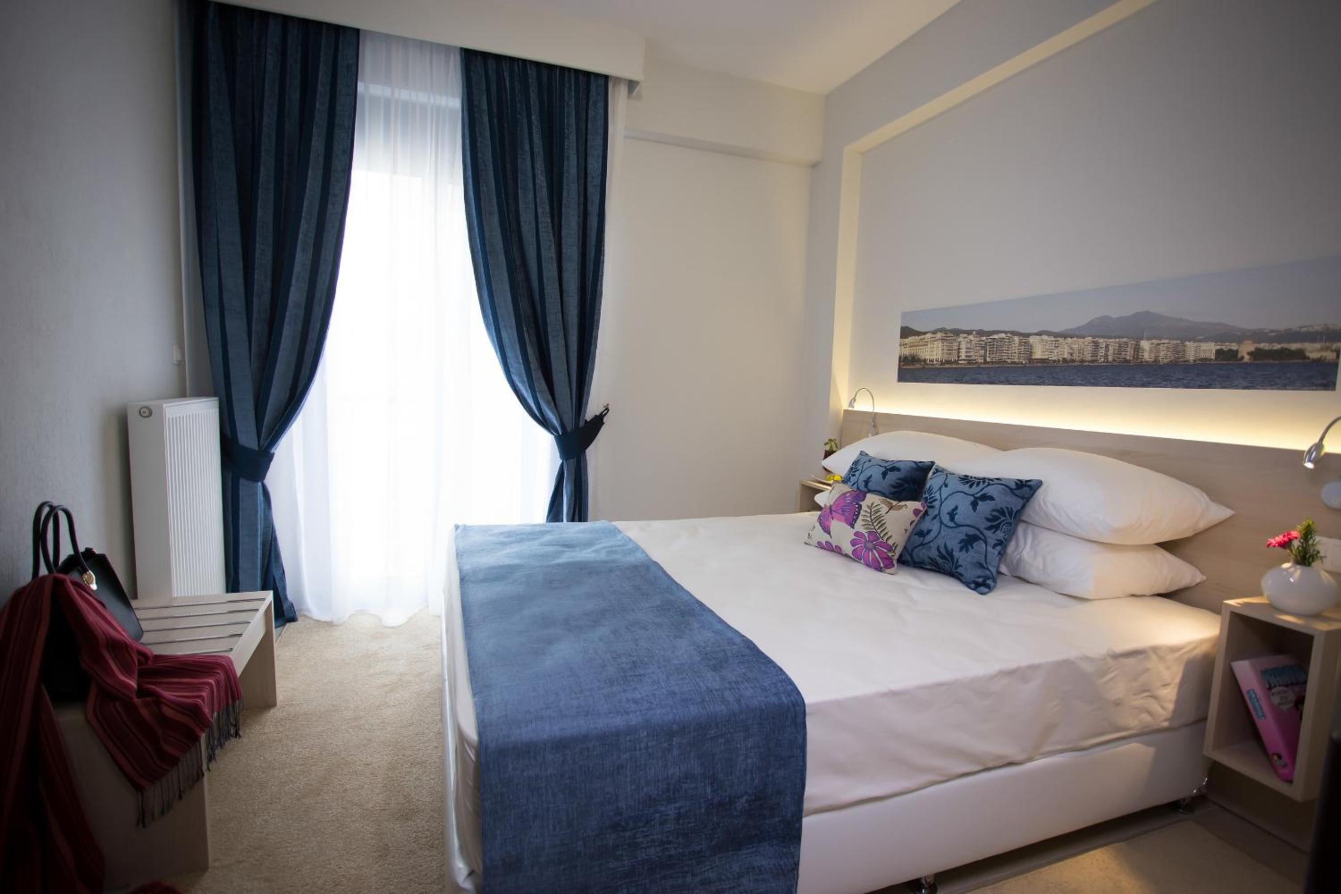 Polis Apartments