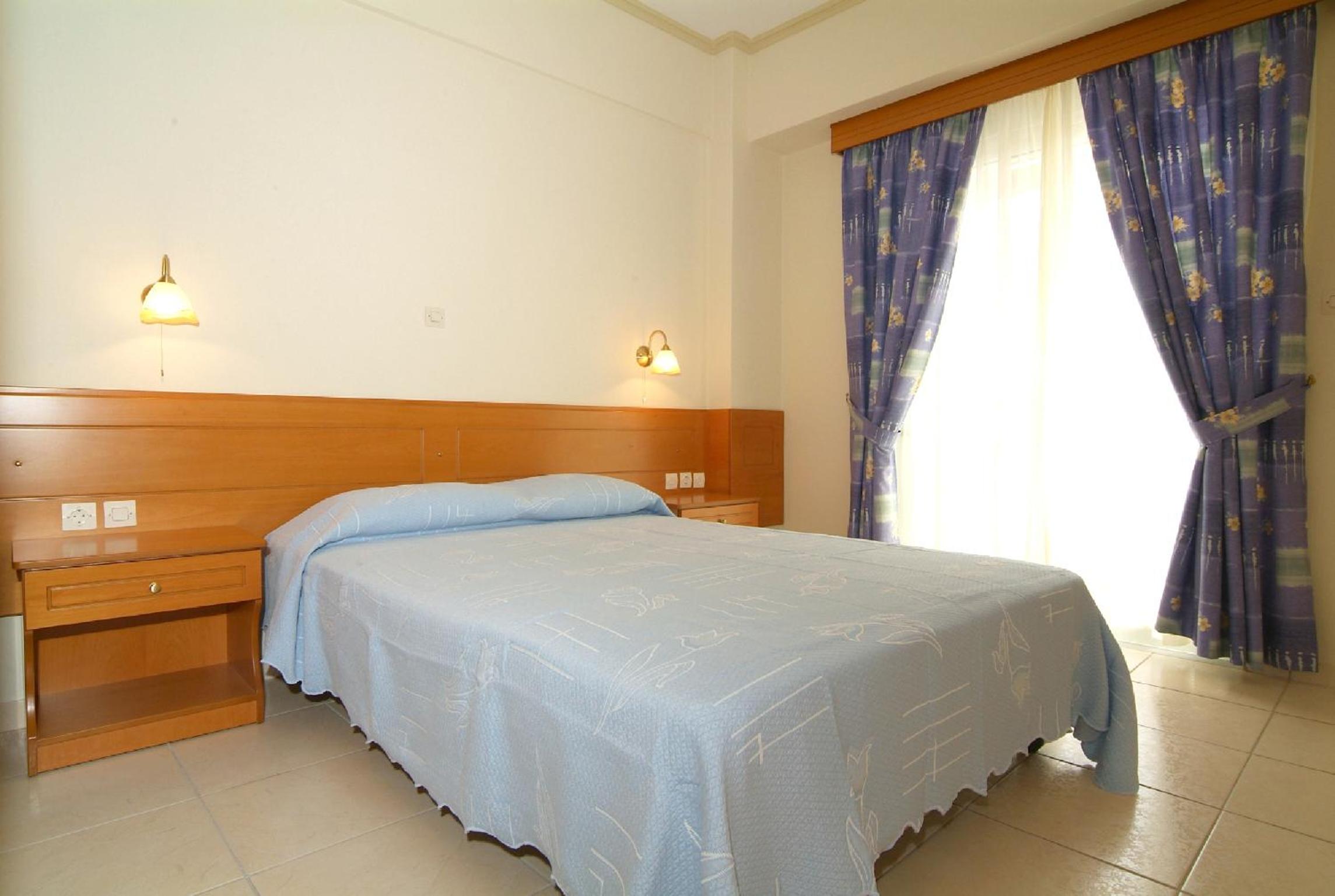Sagittarius Apartments view 5