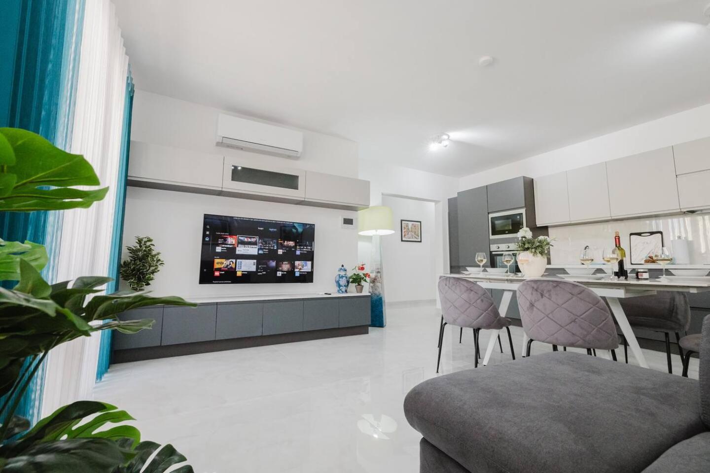 Ruby Residence fl8 by Homely Malta!