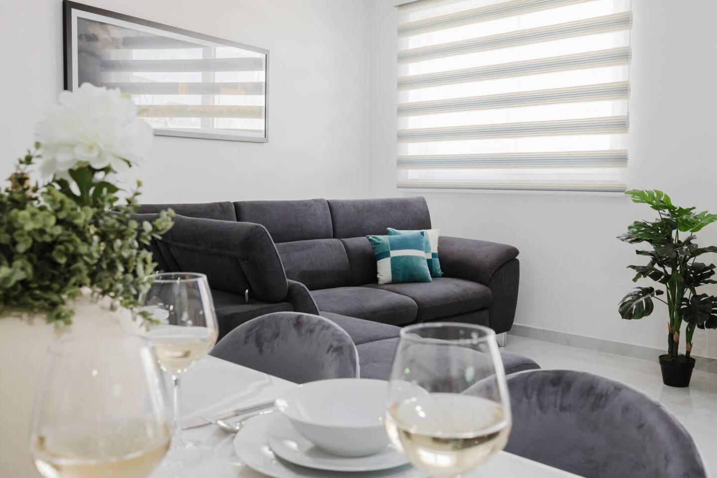 Ruby Residence fl8 by Homely Malta!