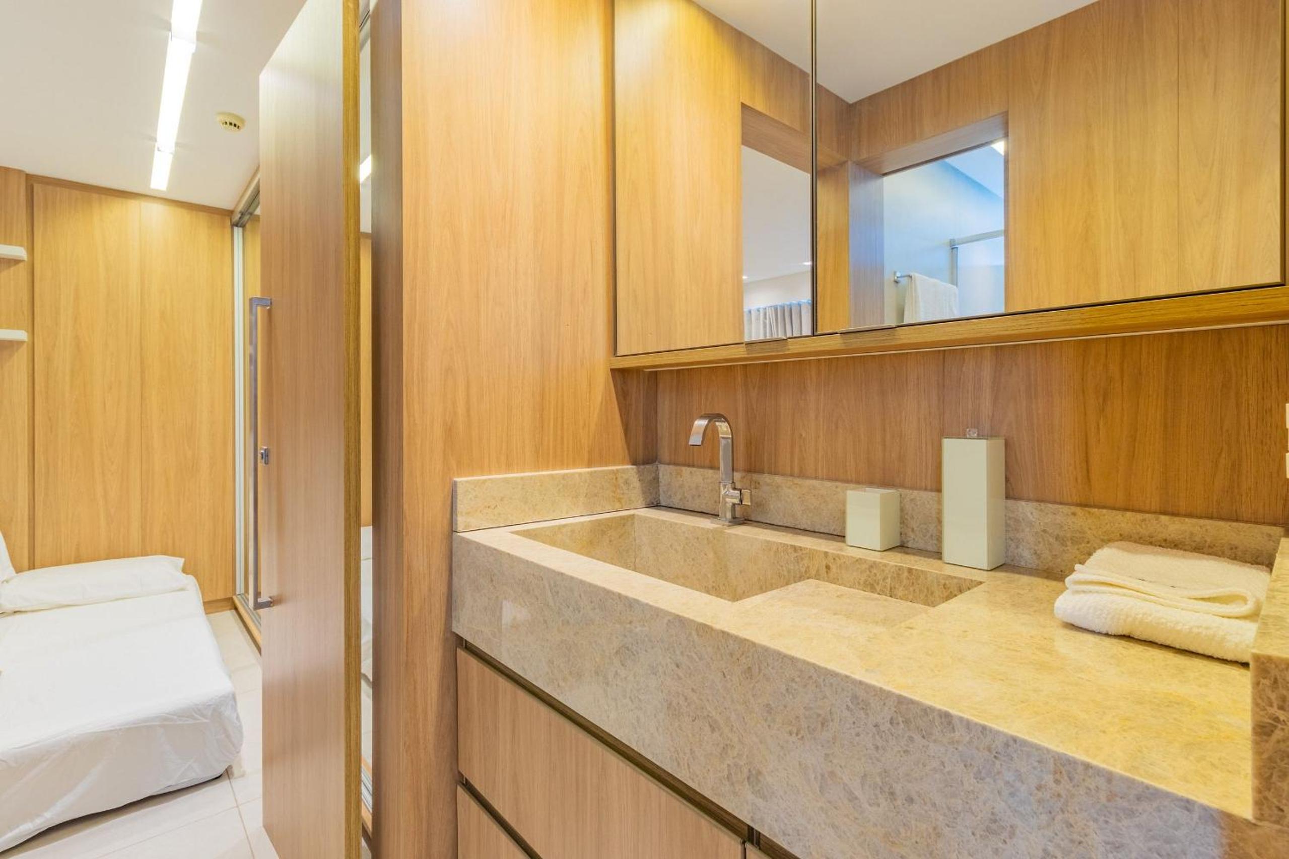Homes Stay #2306 - Ideal location in Carpediem
