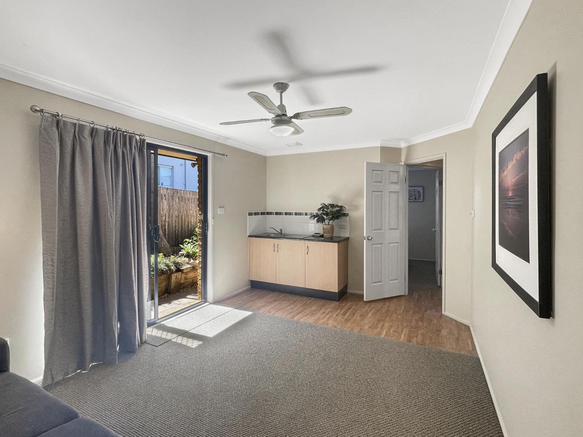 Our Haven: 4-Bed Escape Near Beach & Mogo Trails
