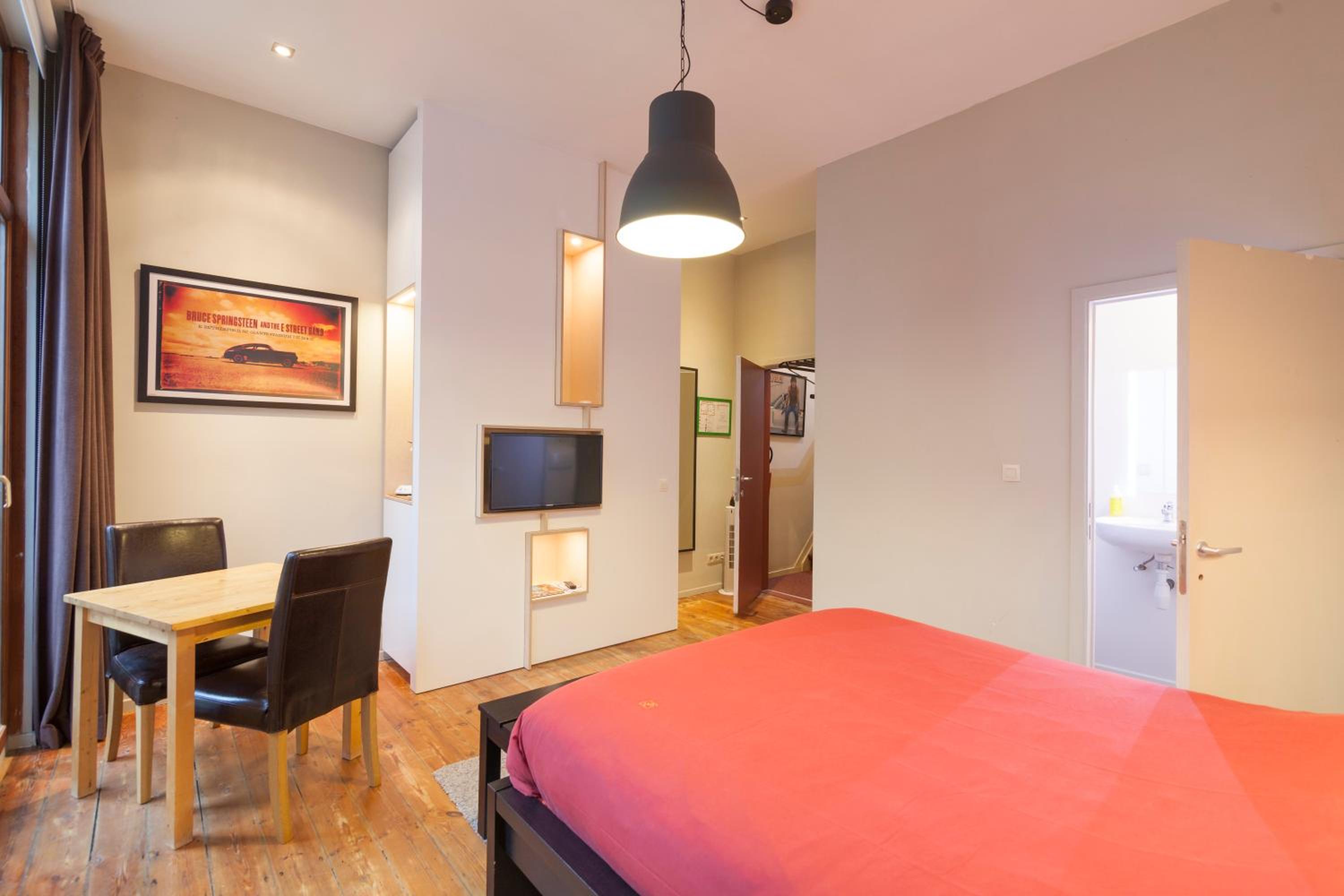 tam tam city lodge
