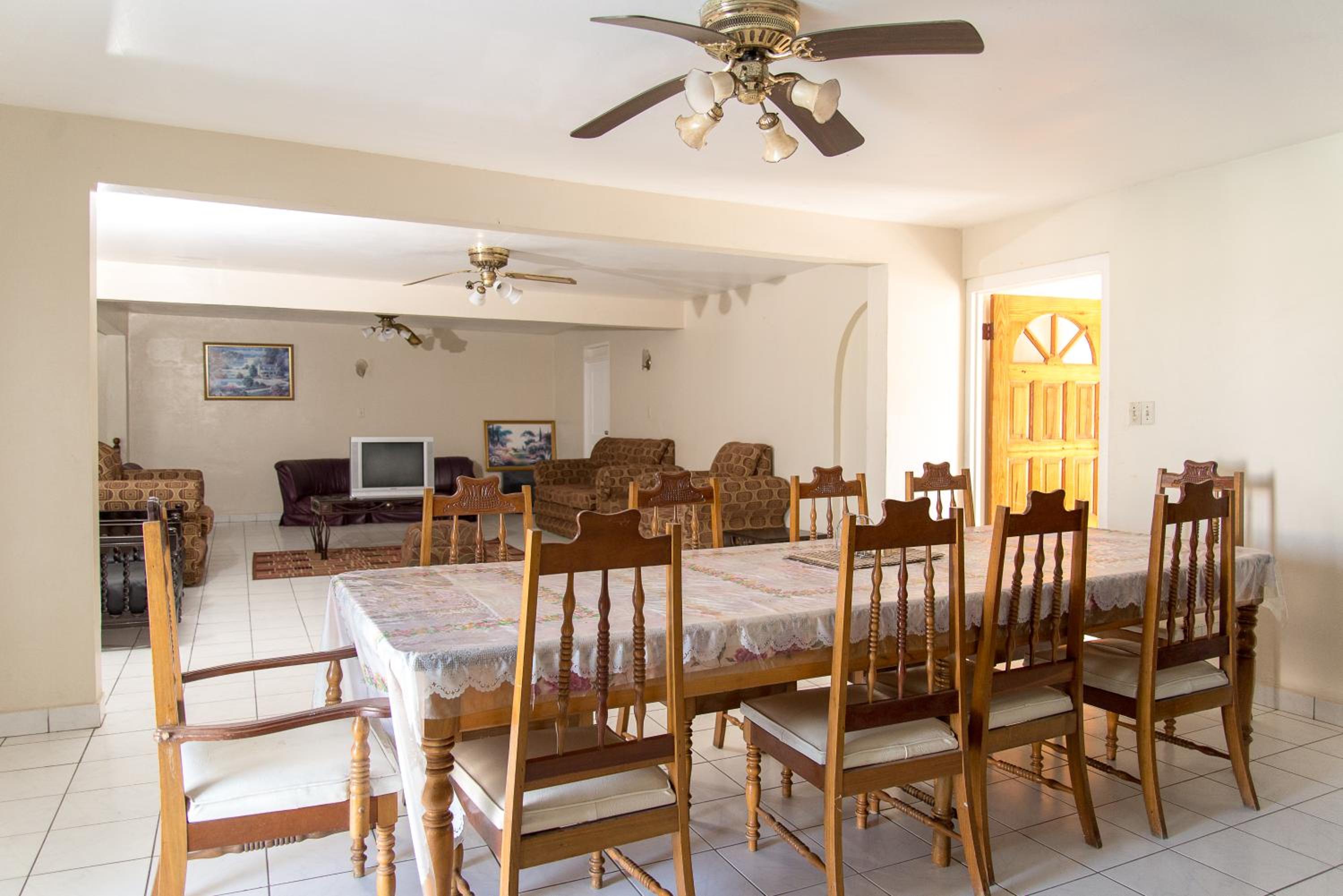 Villa Donna Inn