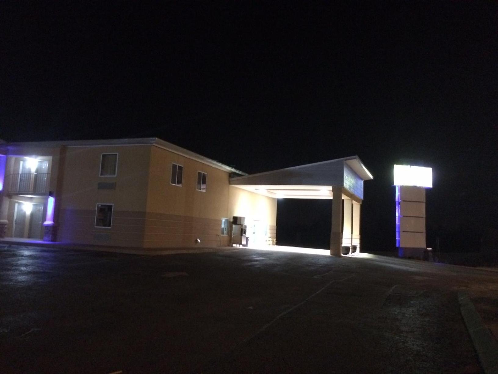 Lotus Inn and Suites Nashville - Property Image 2