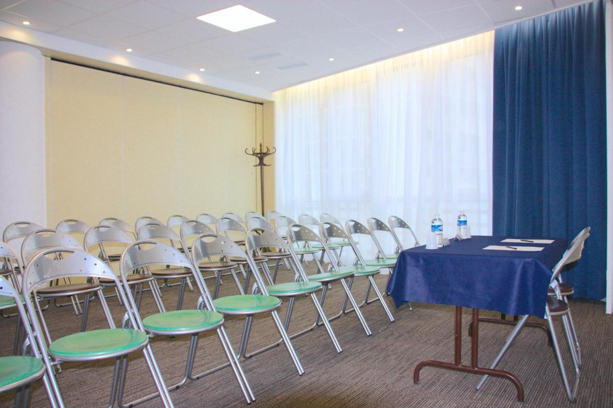 meeting room