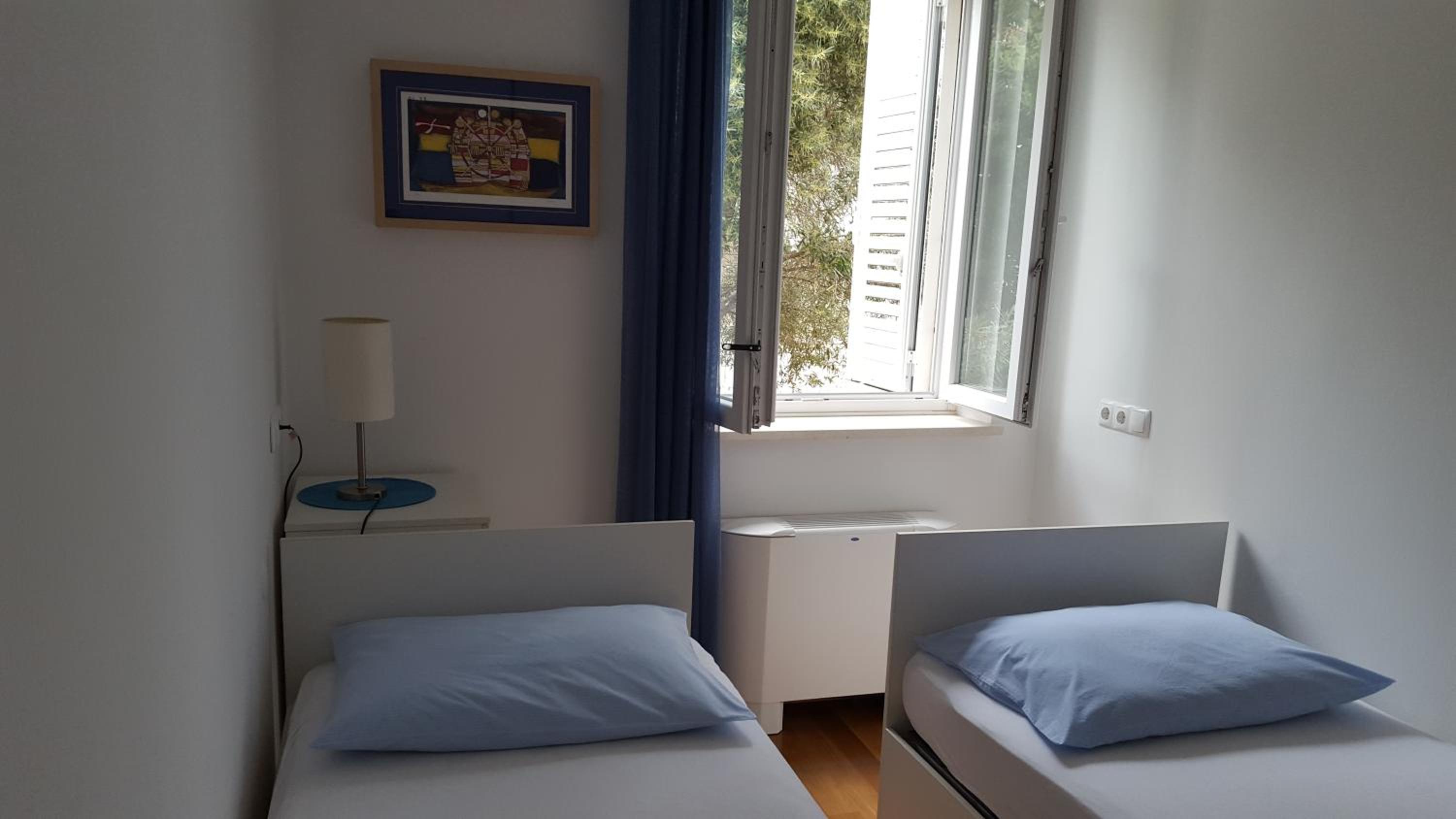 Apartments Laus