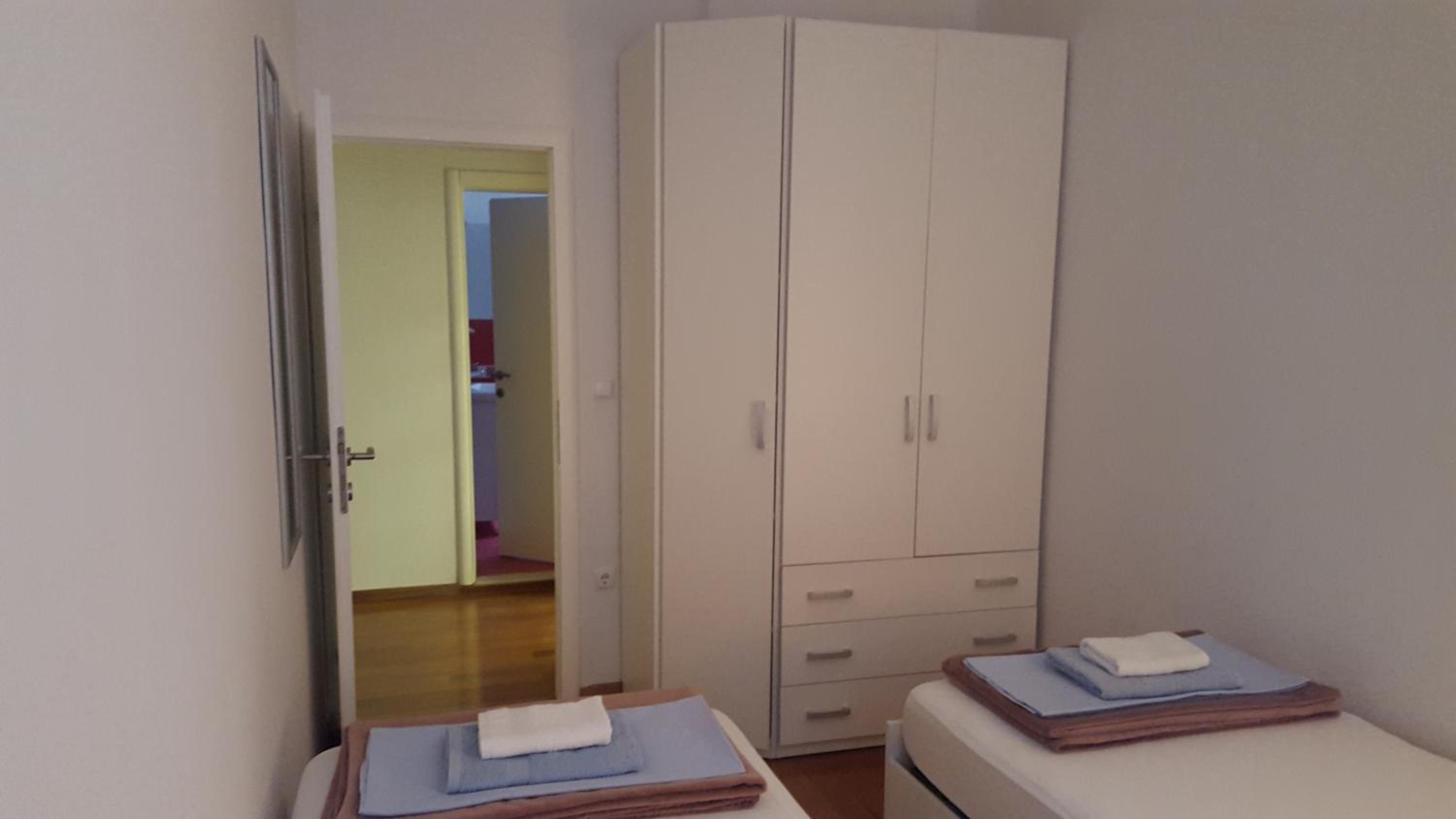 Apartments Laus