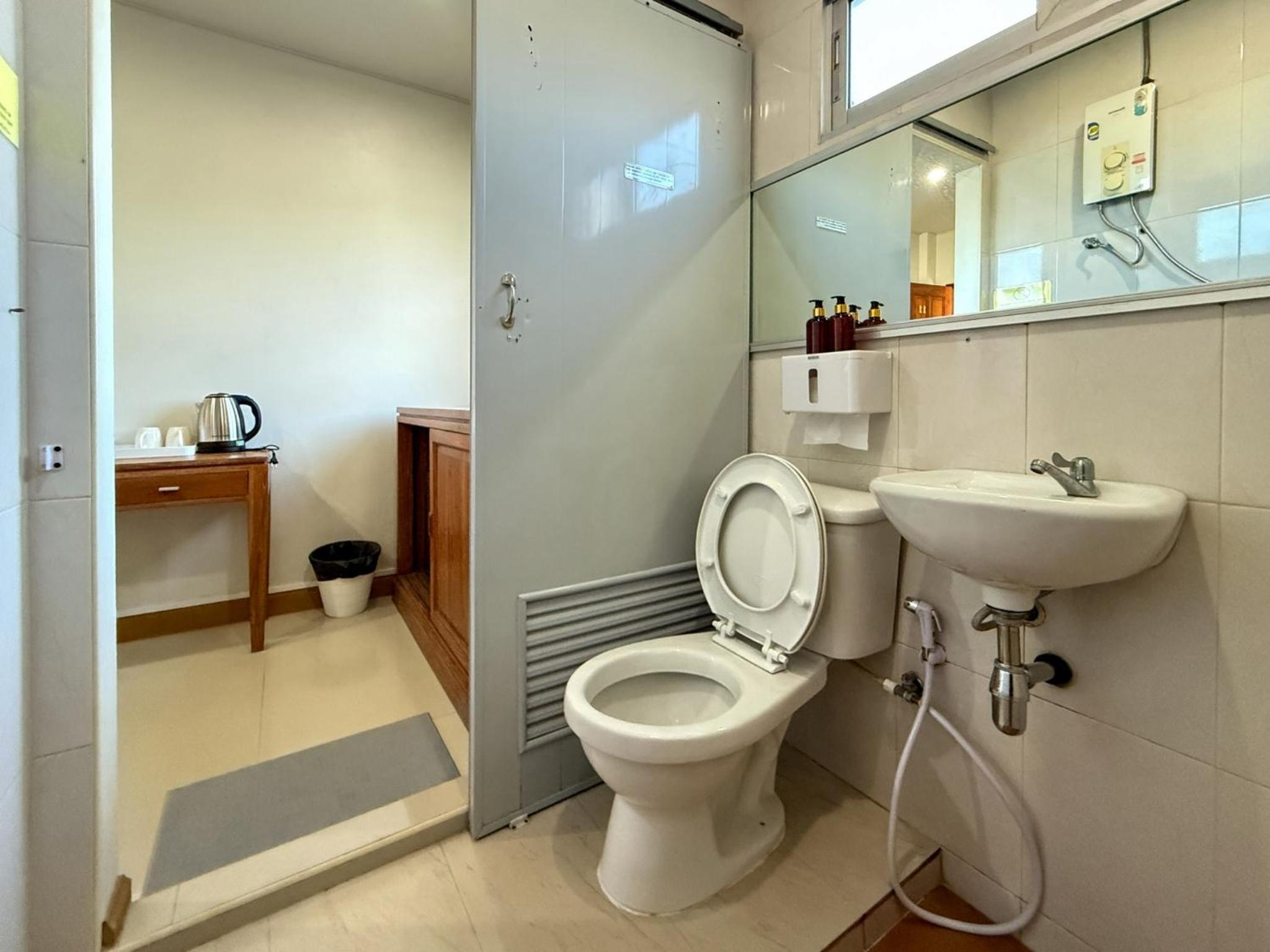 Sea Inn Hua Hin 55