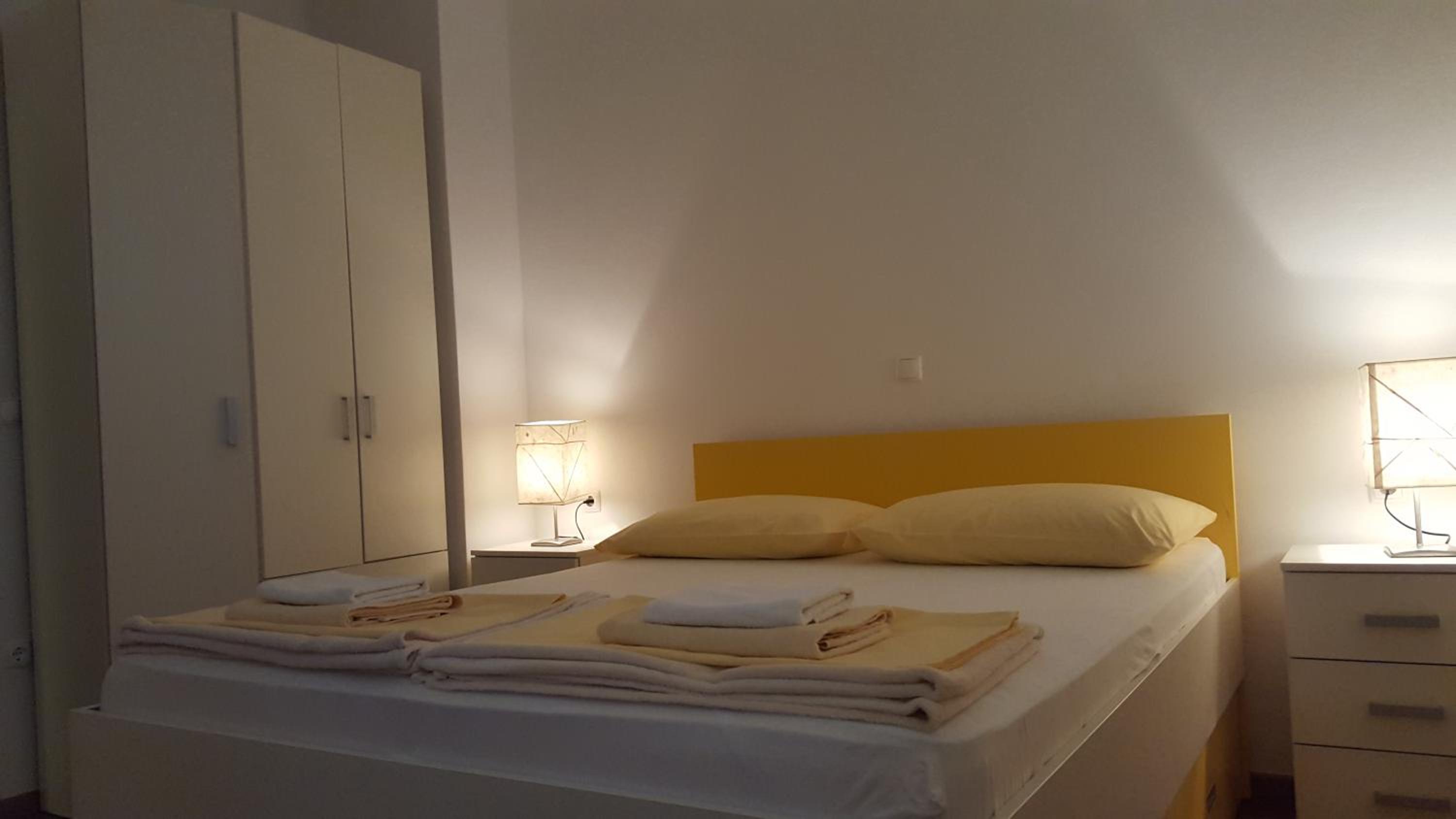Apartments Laus