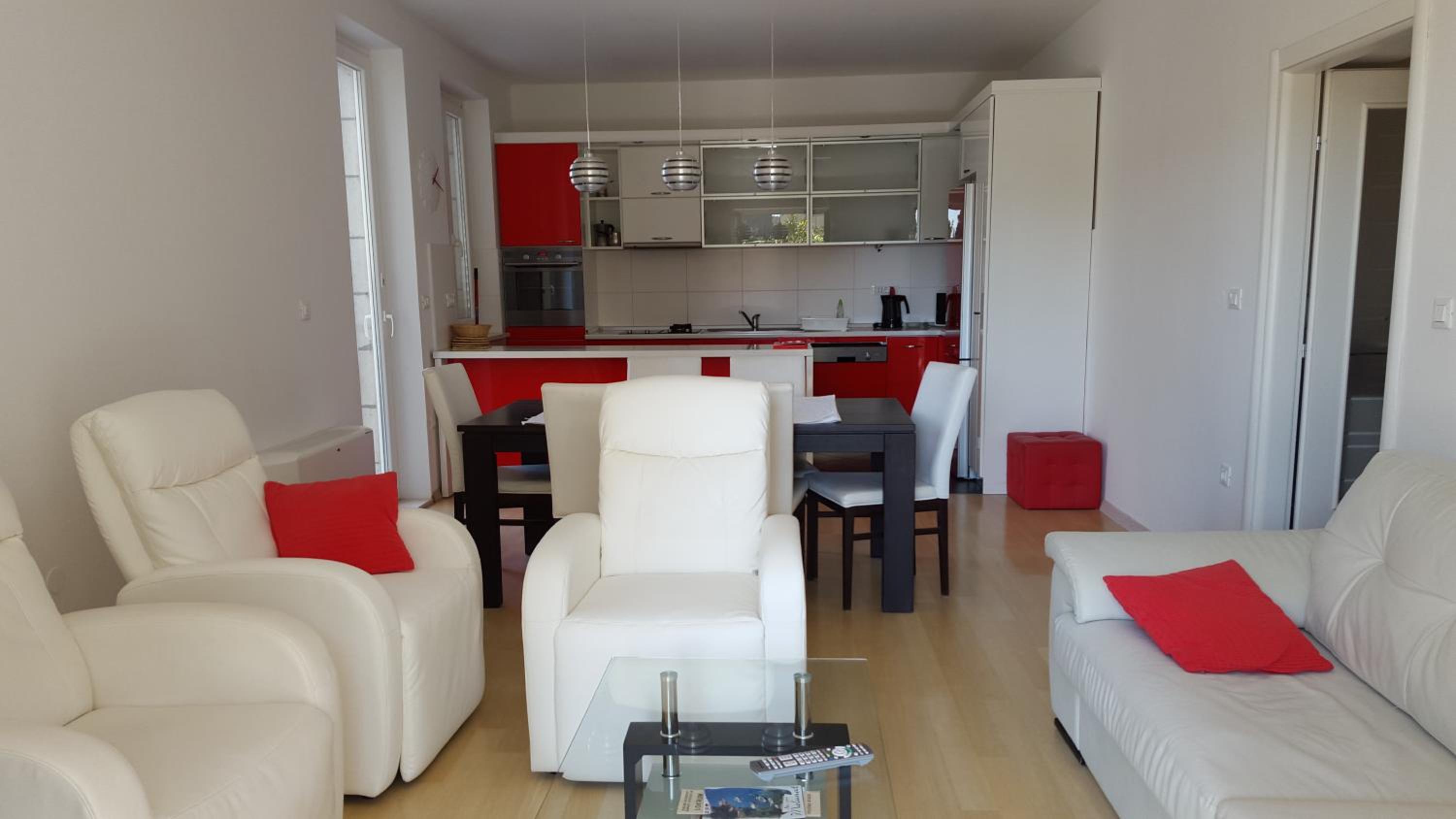 Apartments Laus