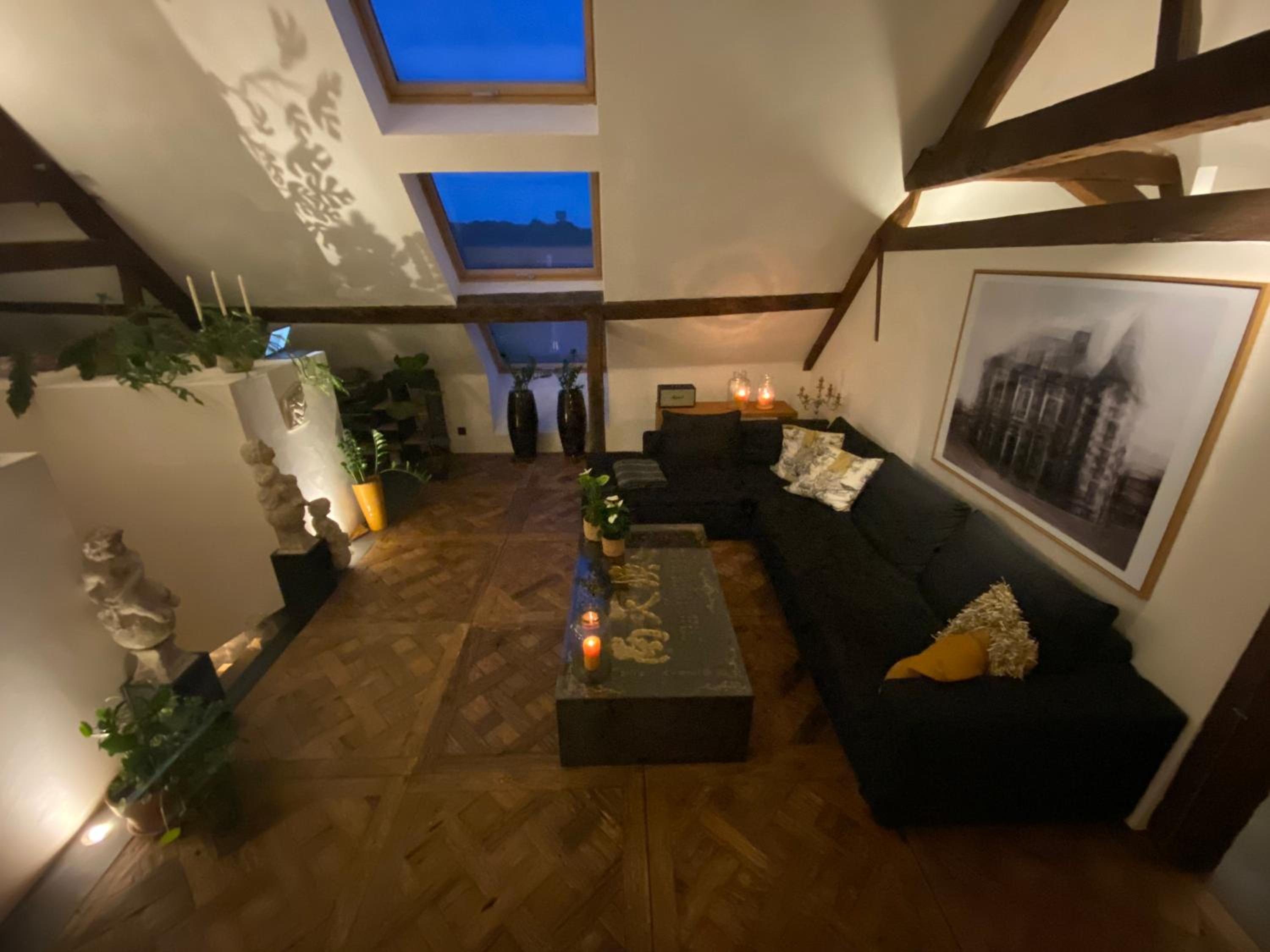 The Castle Loft - Pascal's Angels