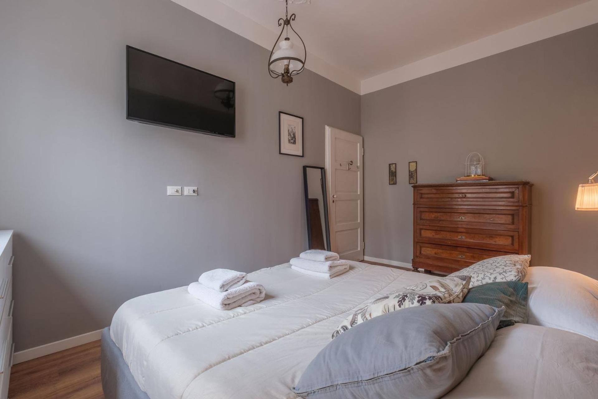 Elegance and Comfort in the Heart of Bologna