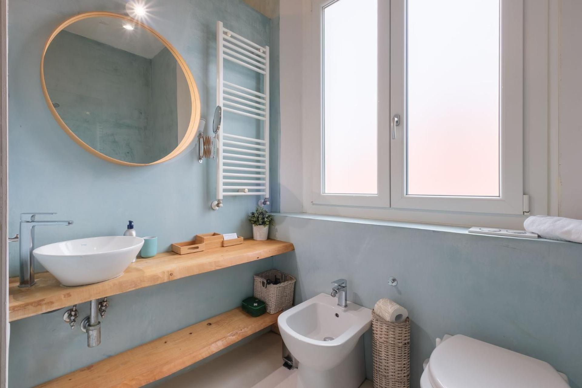 Elegance and Comfort in the Heart of Bologna