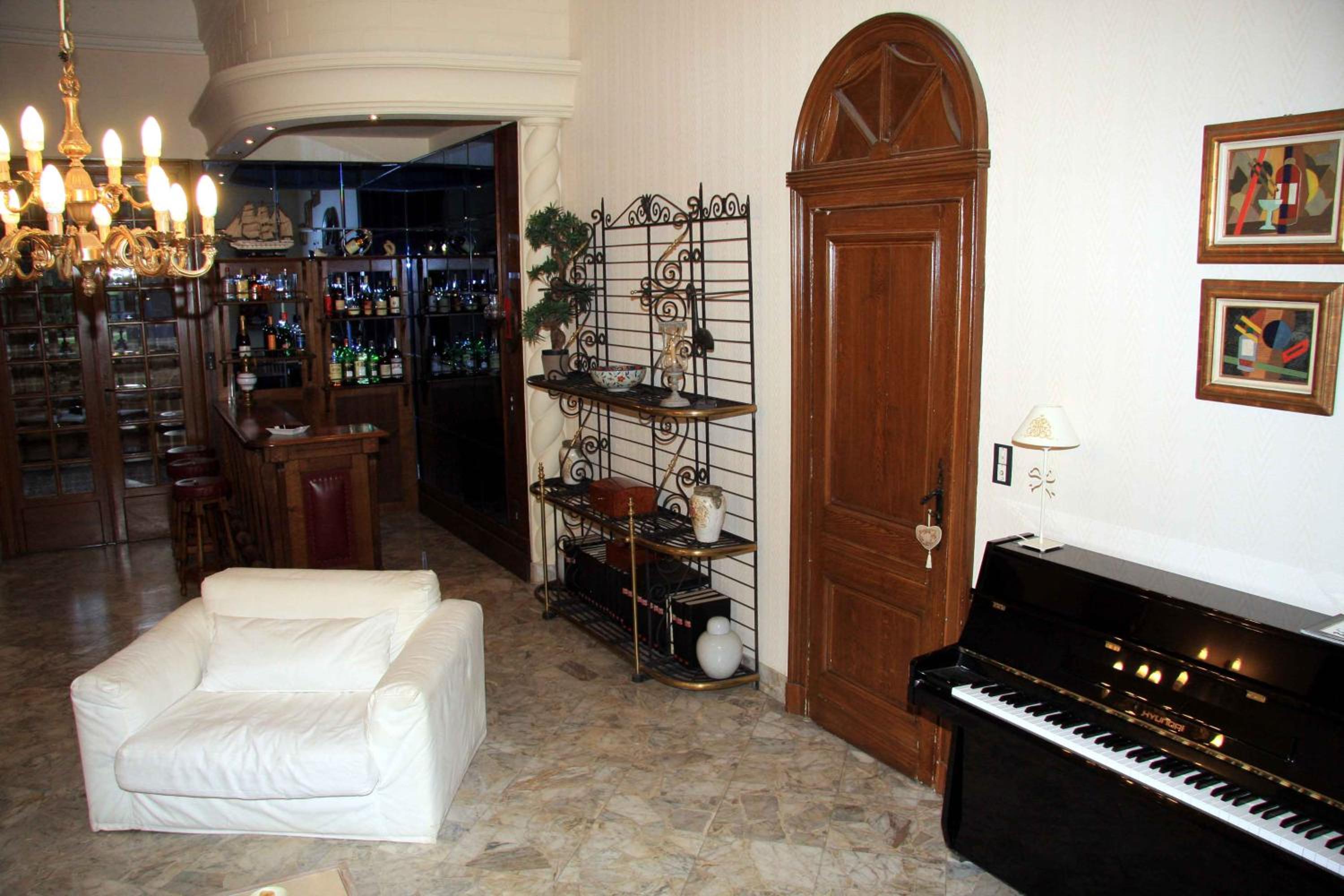 Photo 42