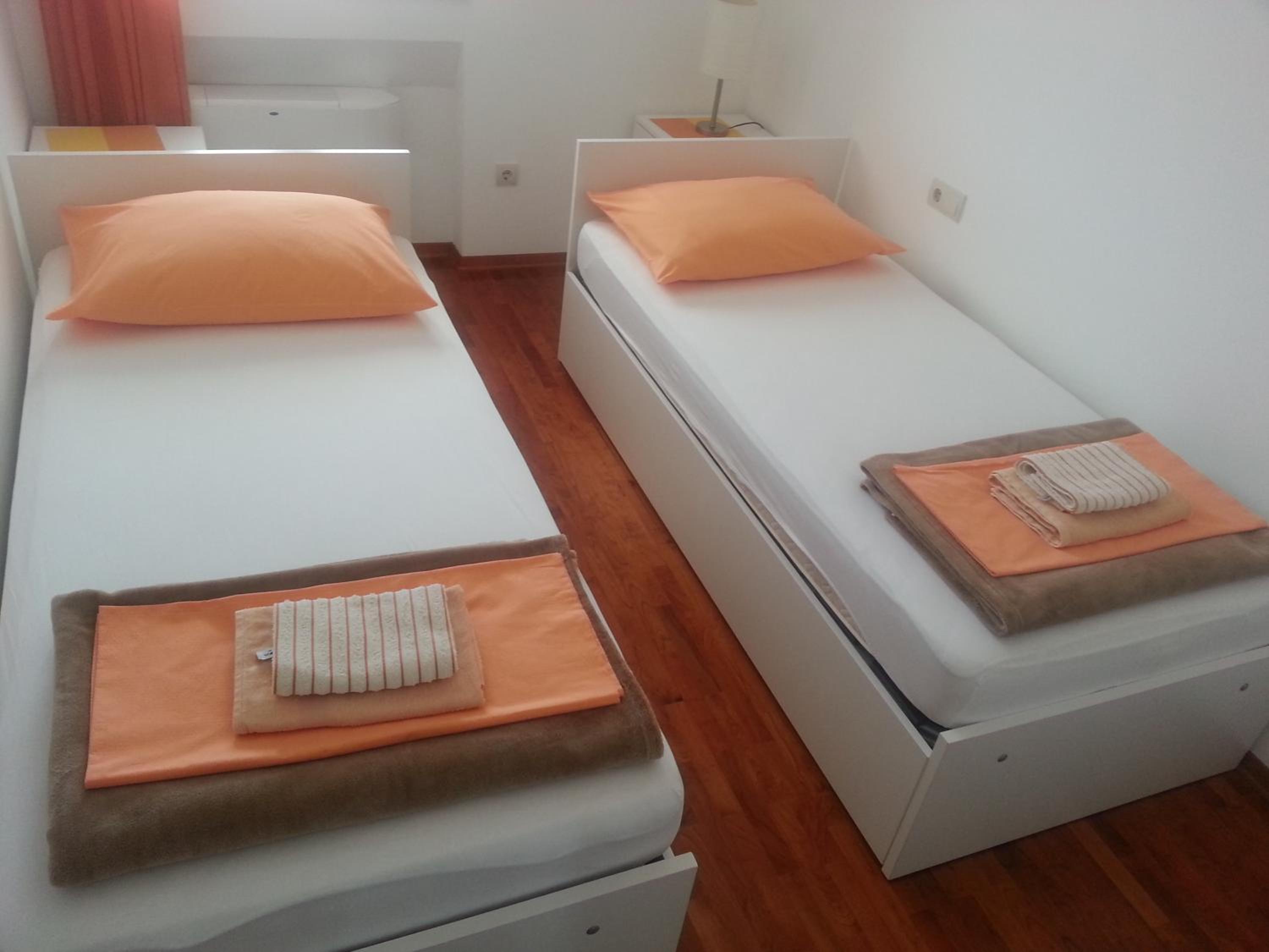 Apartments Laus