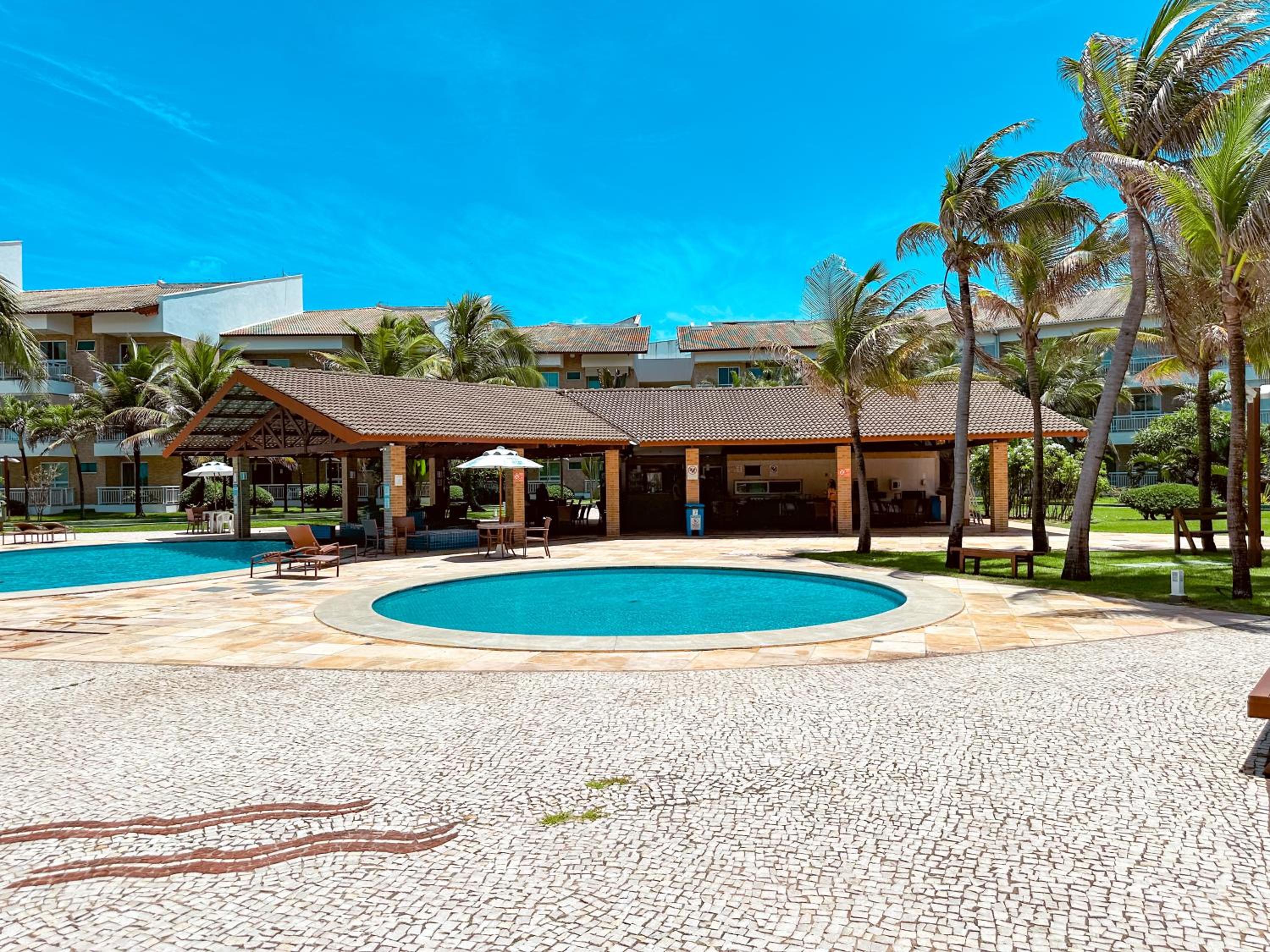Vista Mar Deslumbrante! Apê na Areia confortável e espaçoso no Porto das Dunas, Ideal para Famílias