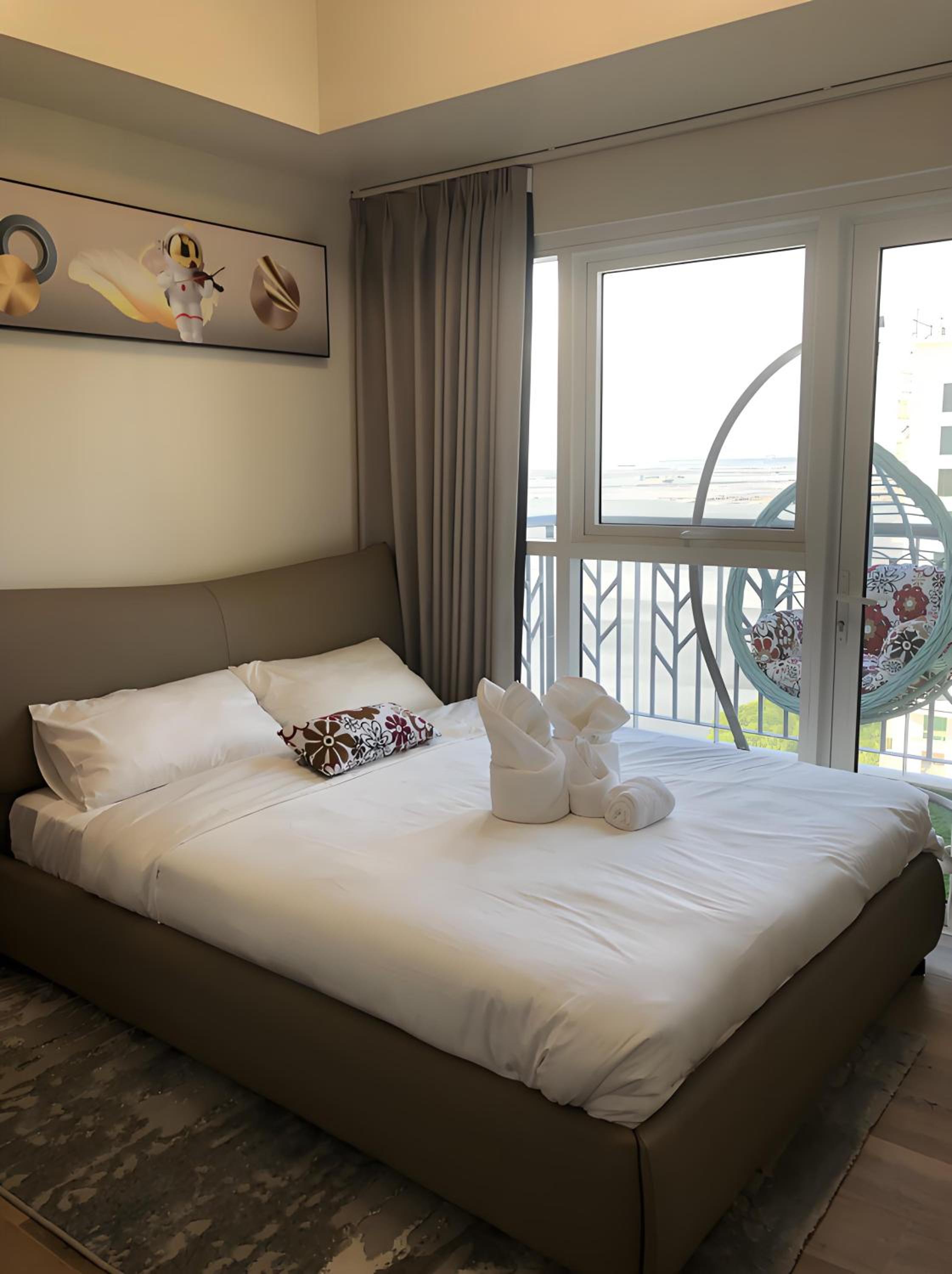 175 Sqm Luxurious Modern 3 Bedrooms Facing Manila Bay Sunset, Airports, Okada, Solaire, MOA