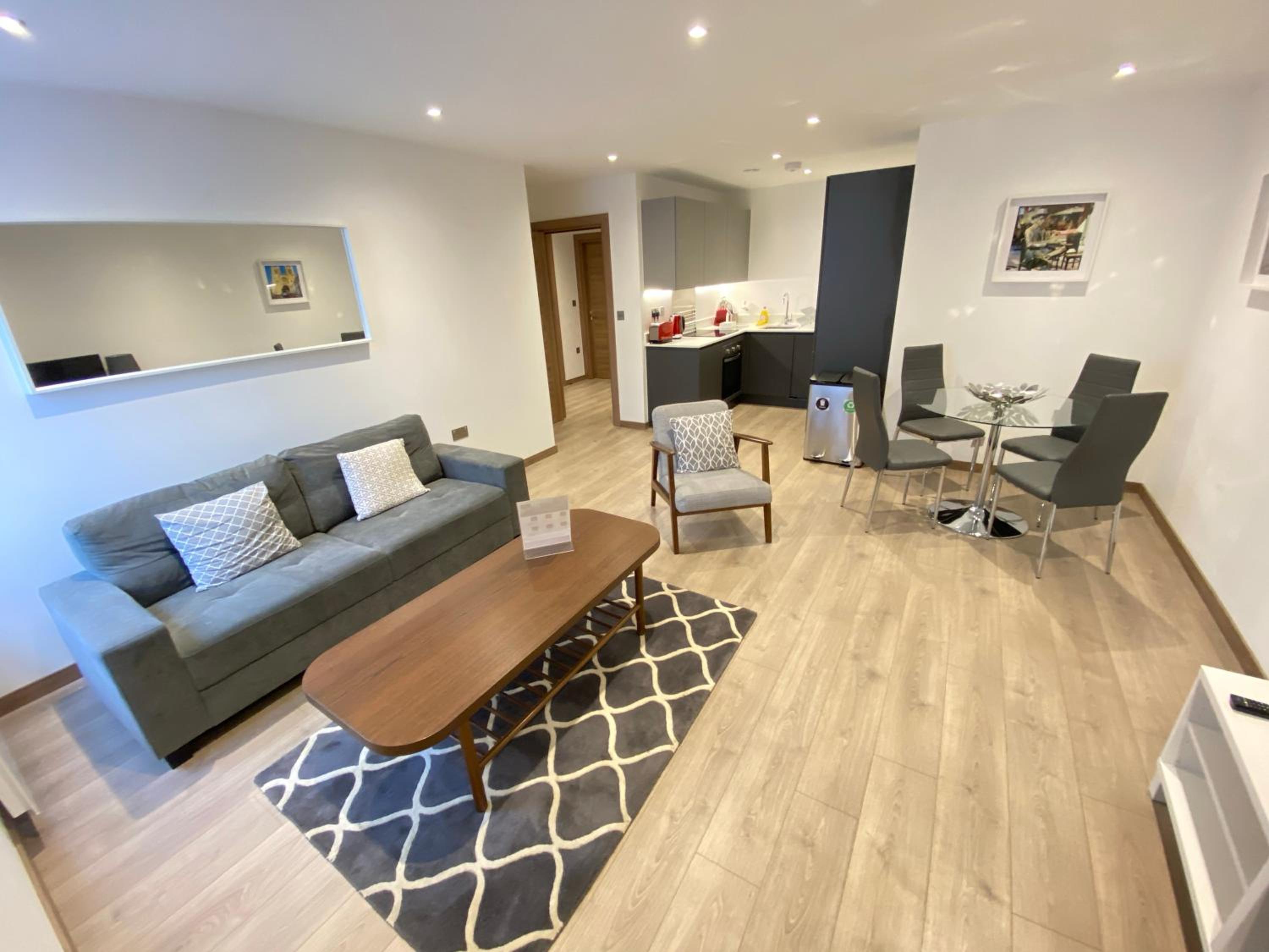 Roomspace Serviced Apartments - Harvest Lane