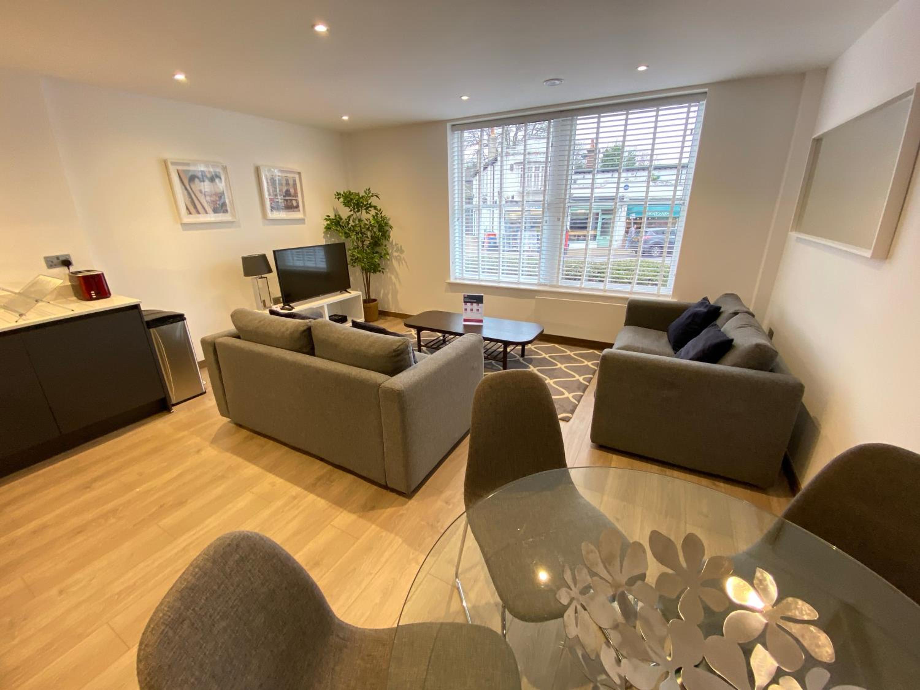 Roomspace Serviced Apartments - Harvest Lane