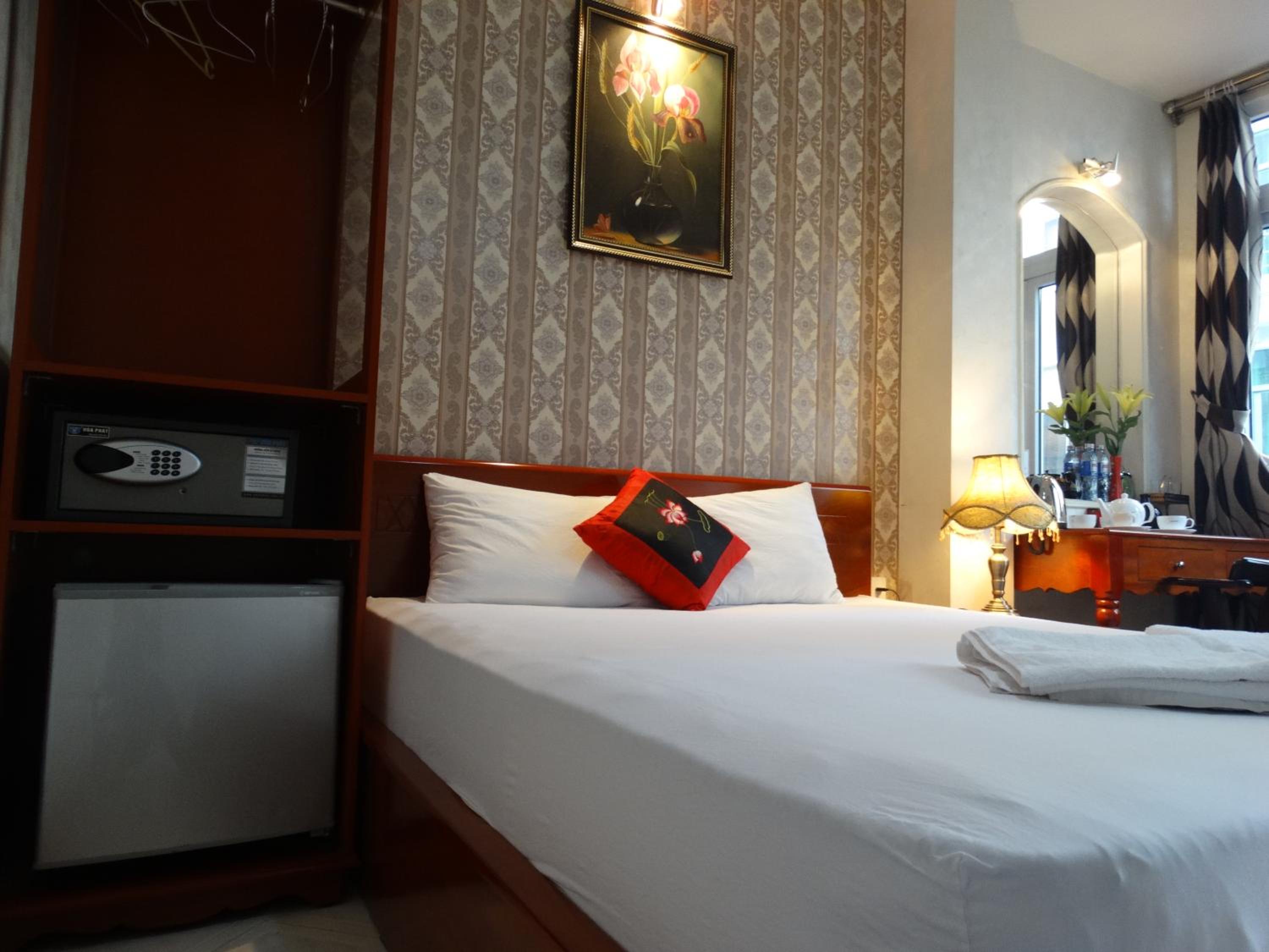 Hoai Pho Hotel